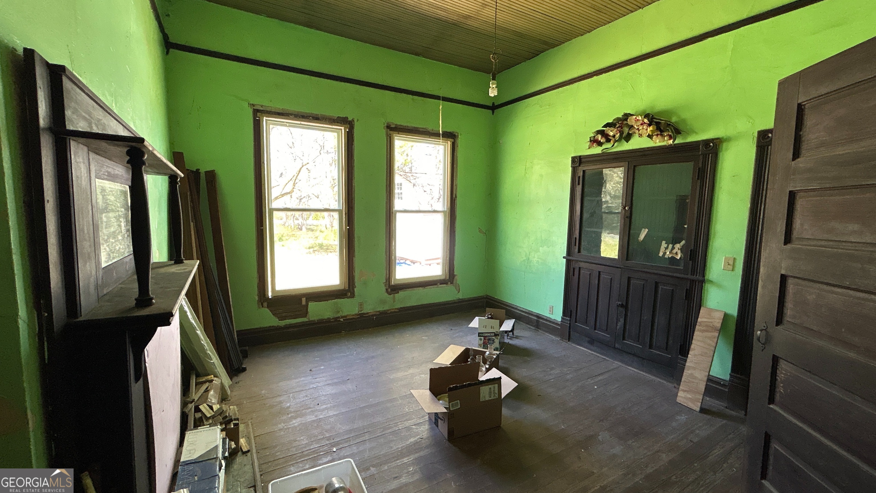 25 1st Street Property Photo 14