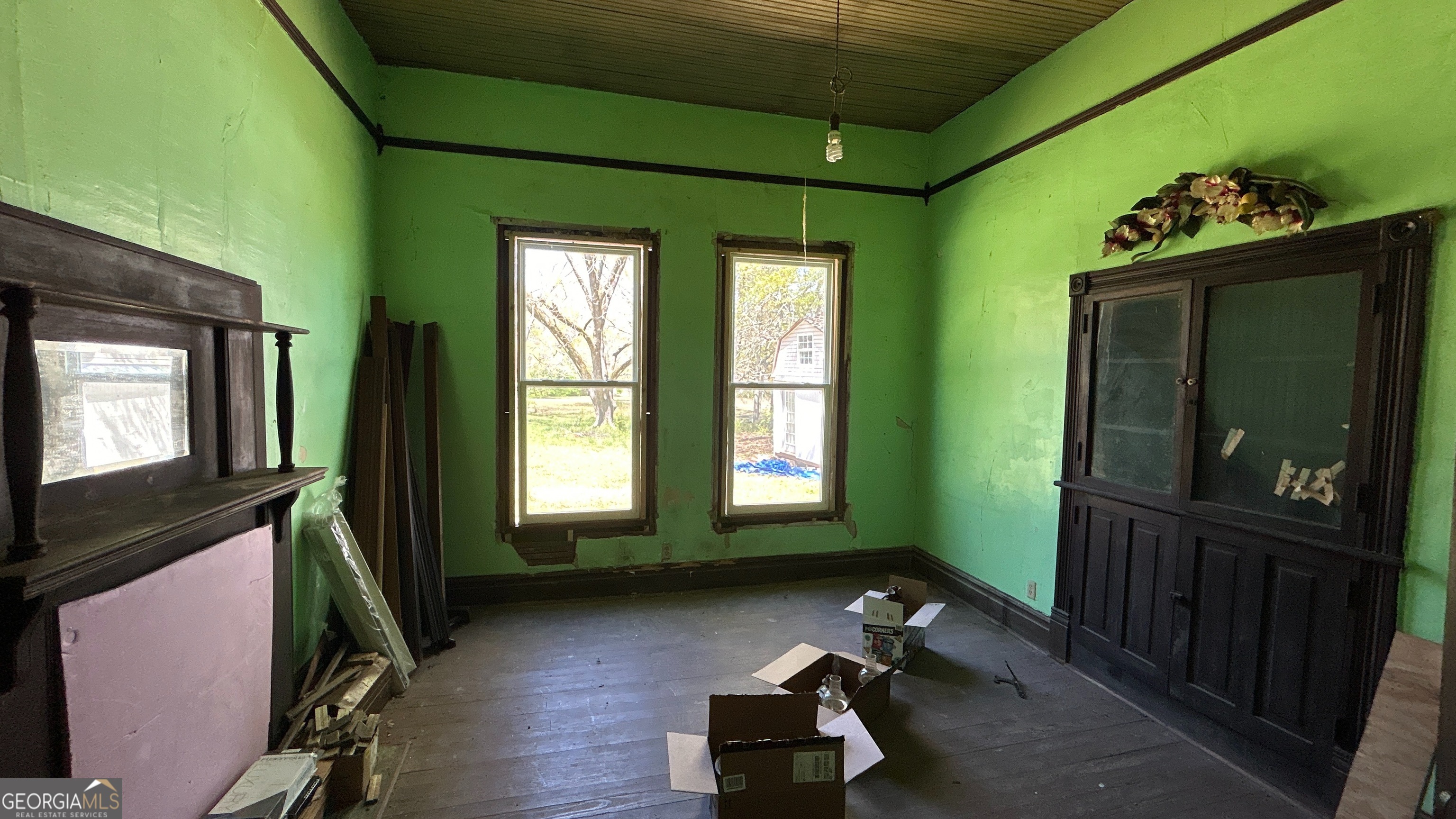 25 1st Street Property Photo 15