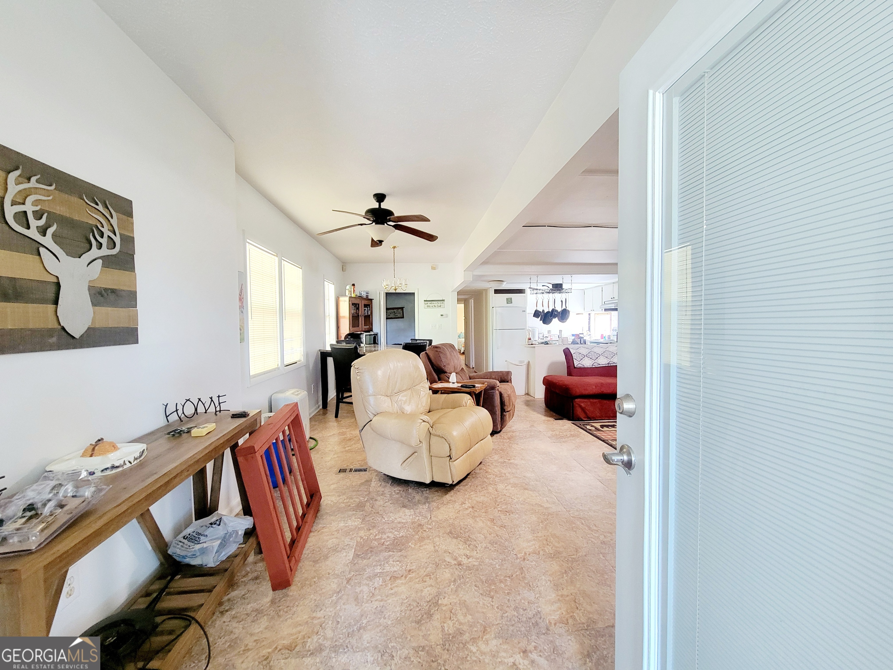 1073 County Line Rd 442 Property Photo 3