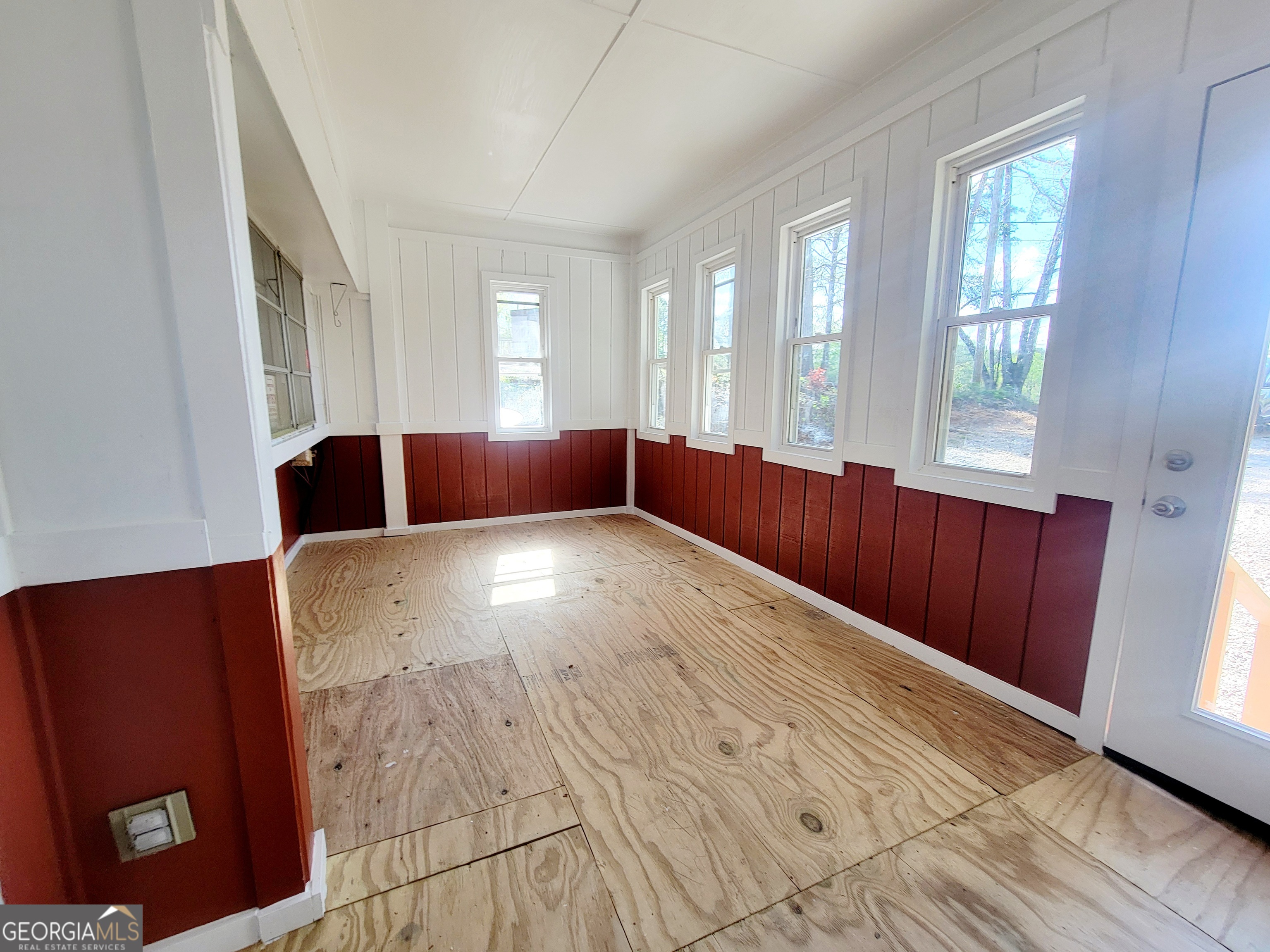 1073 County Line Rd 442 Property Photo 13