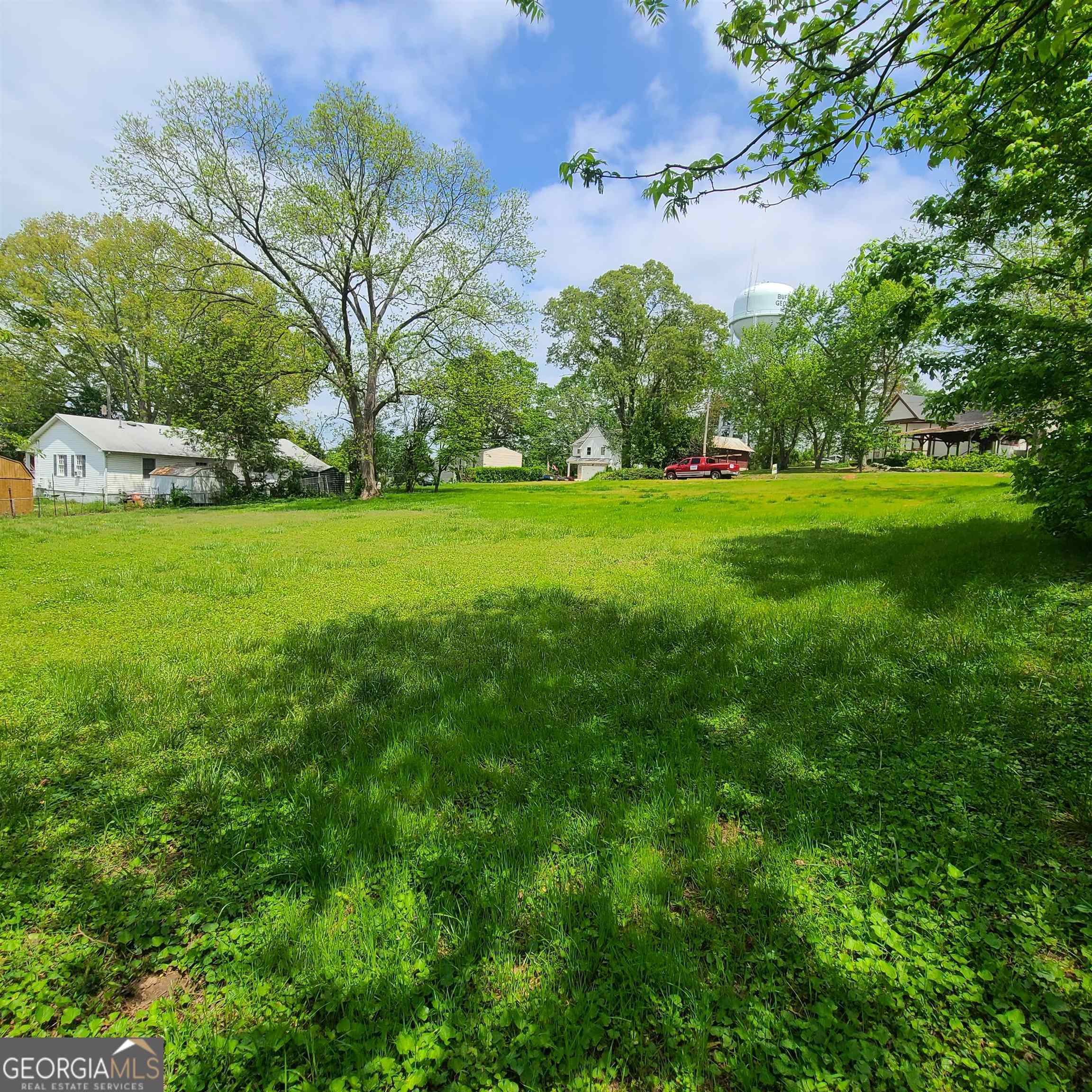 425 Church Street Property Photo 3