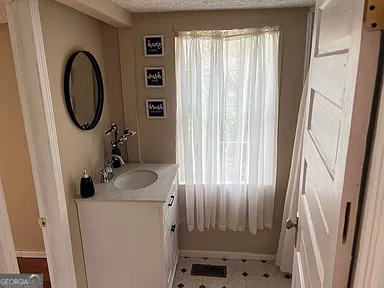 203 Walter Street Property Photo 13