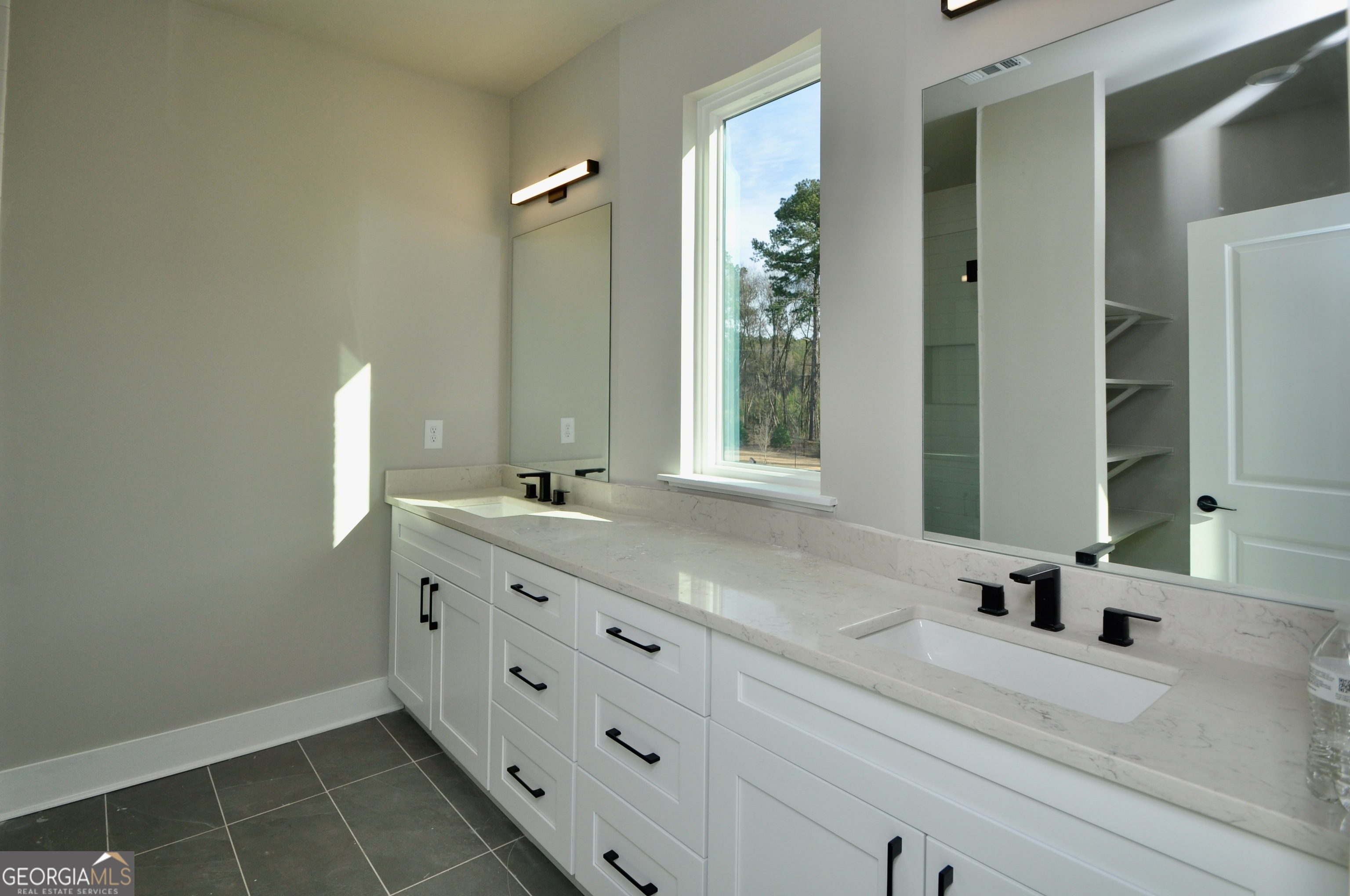 1335 Watson Lane # E9 Property Photo 15