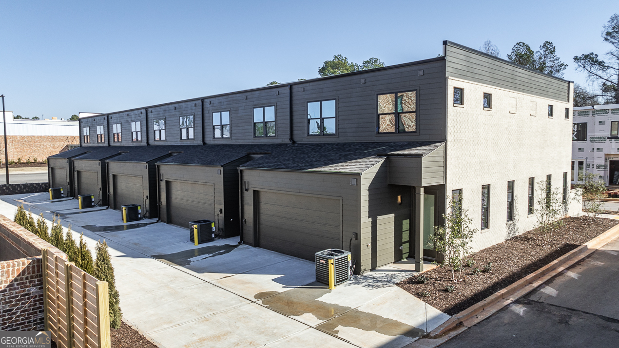 1121 Watson Lane # E2 Property Photo 8