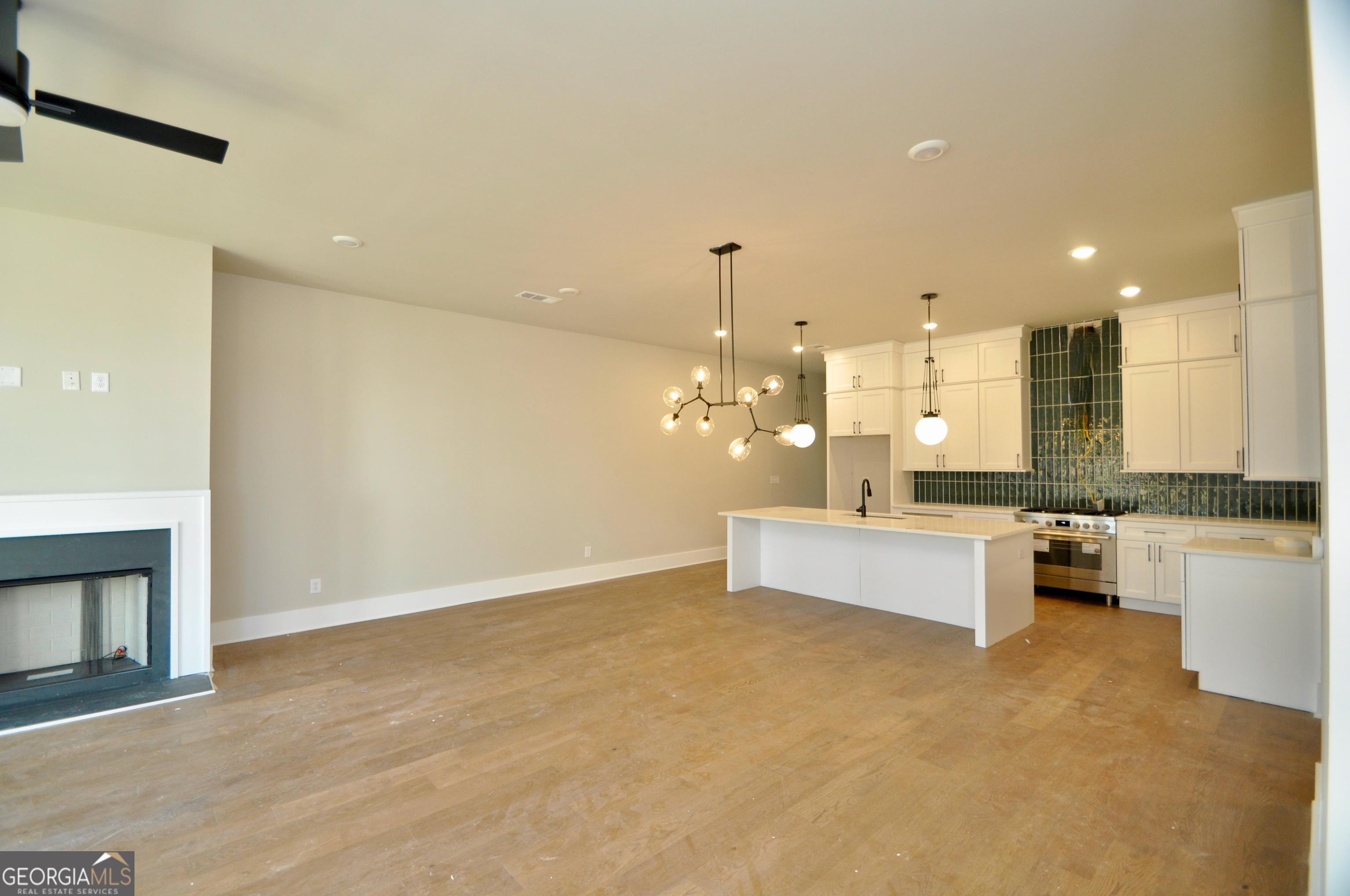 1121 Watson Lane # E2 Property Photo 11