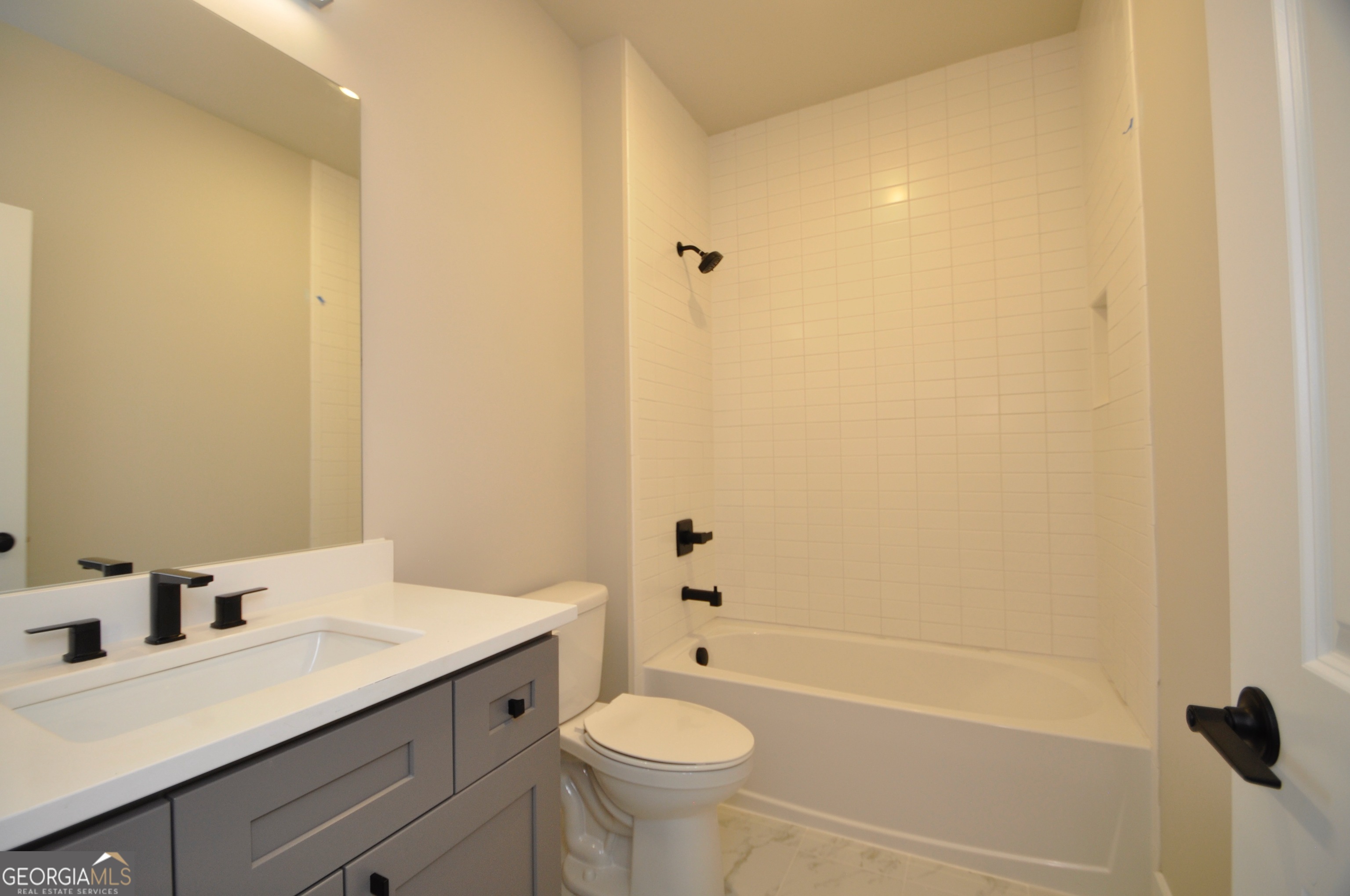 1360 Watson Lane # F11 Property Photo 15