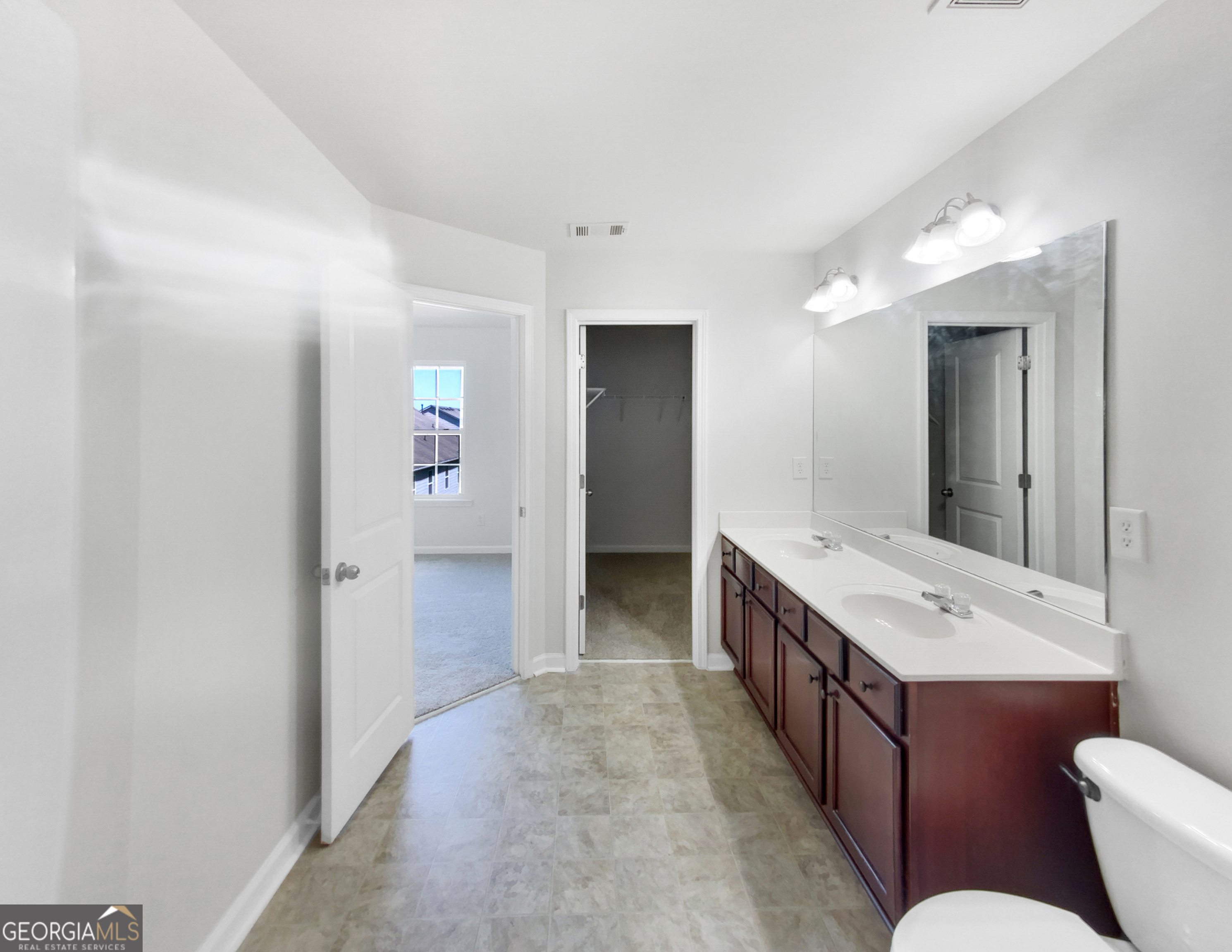 1686 Cortona Court Property Photo 16