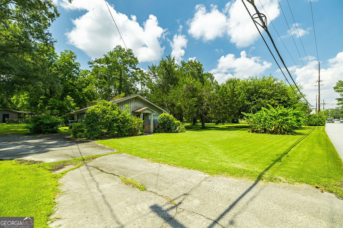 205 S Sheftall Street Property Photo 2