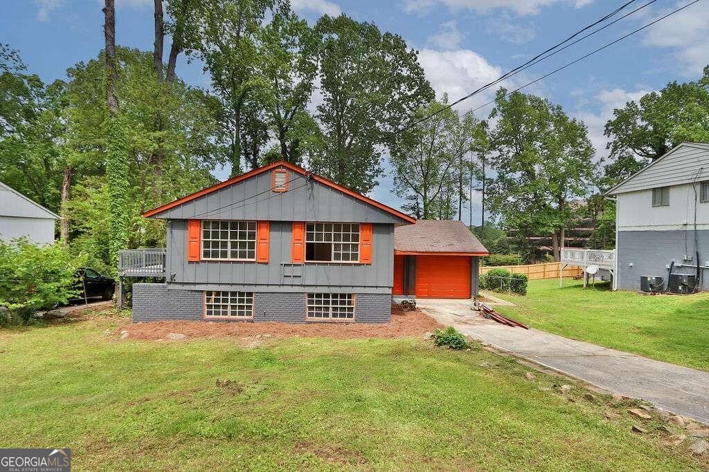 2341 Brenda Drive Se Property Photo 1