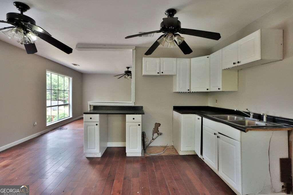 2341 Brenda Drive Se Property Photo 8