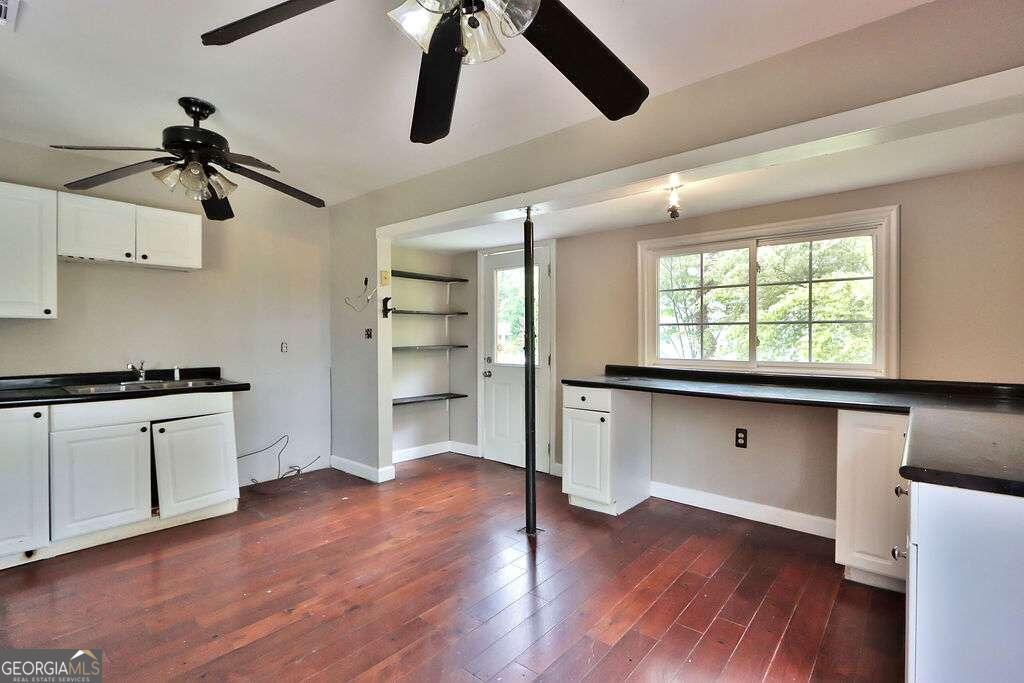 2341 Brenda Drive Se Property Photo 9