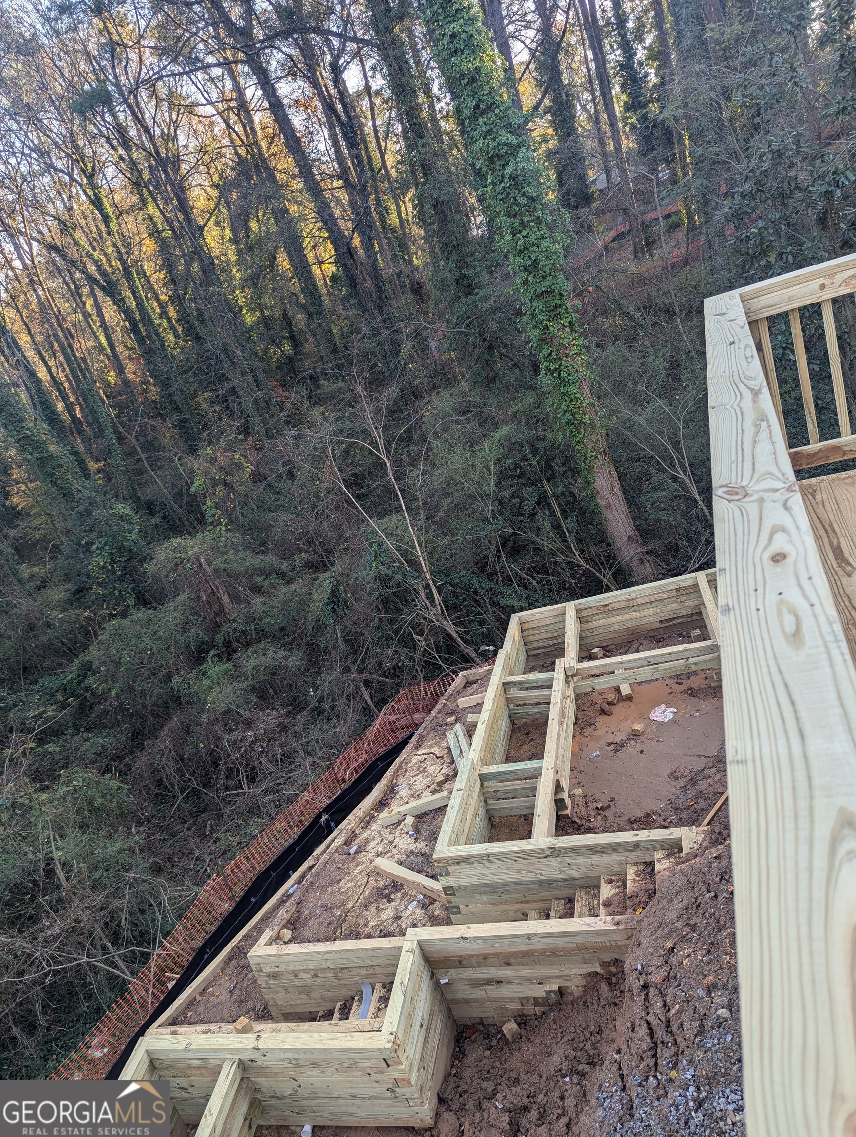2918 Level Ridge Road Se Property Photo 16
