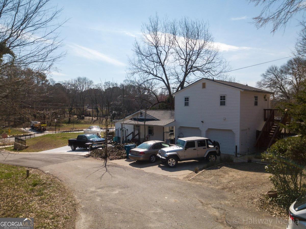 541 Mary Lou Street Property Photo 3