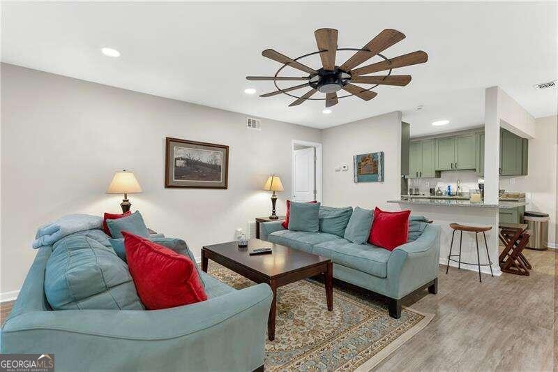 1501 Natchez Trace Property Photo 3