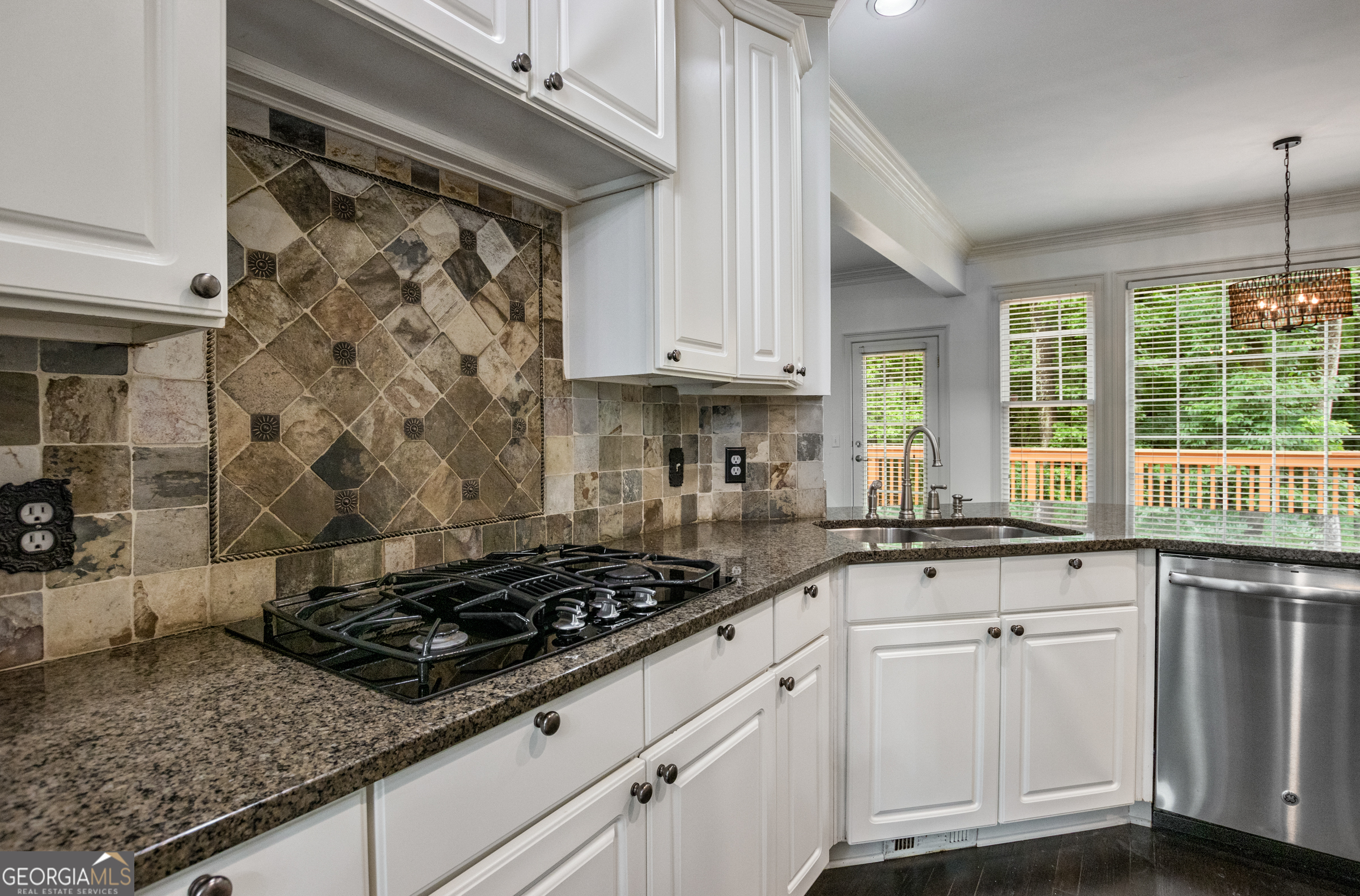900 Sundew Drive Property Photo 17