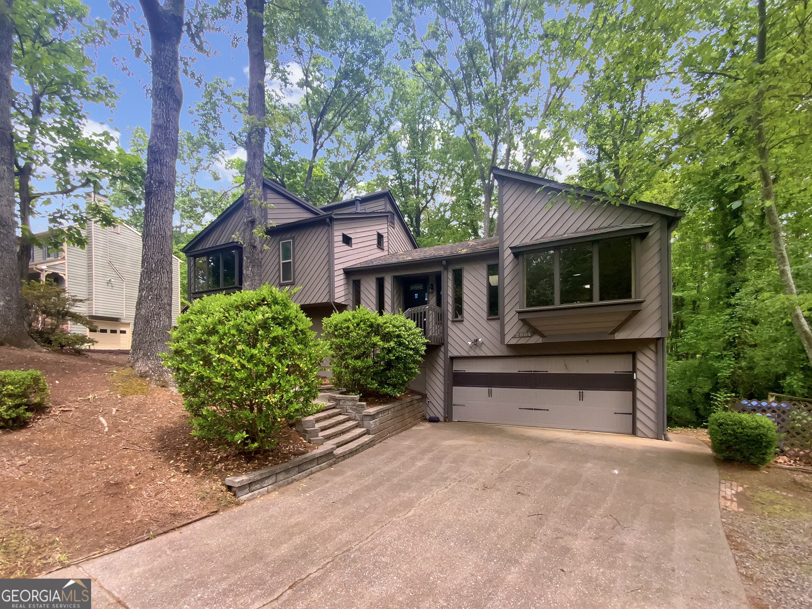 2864 Sudbury Court Property Photo 1