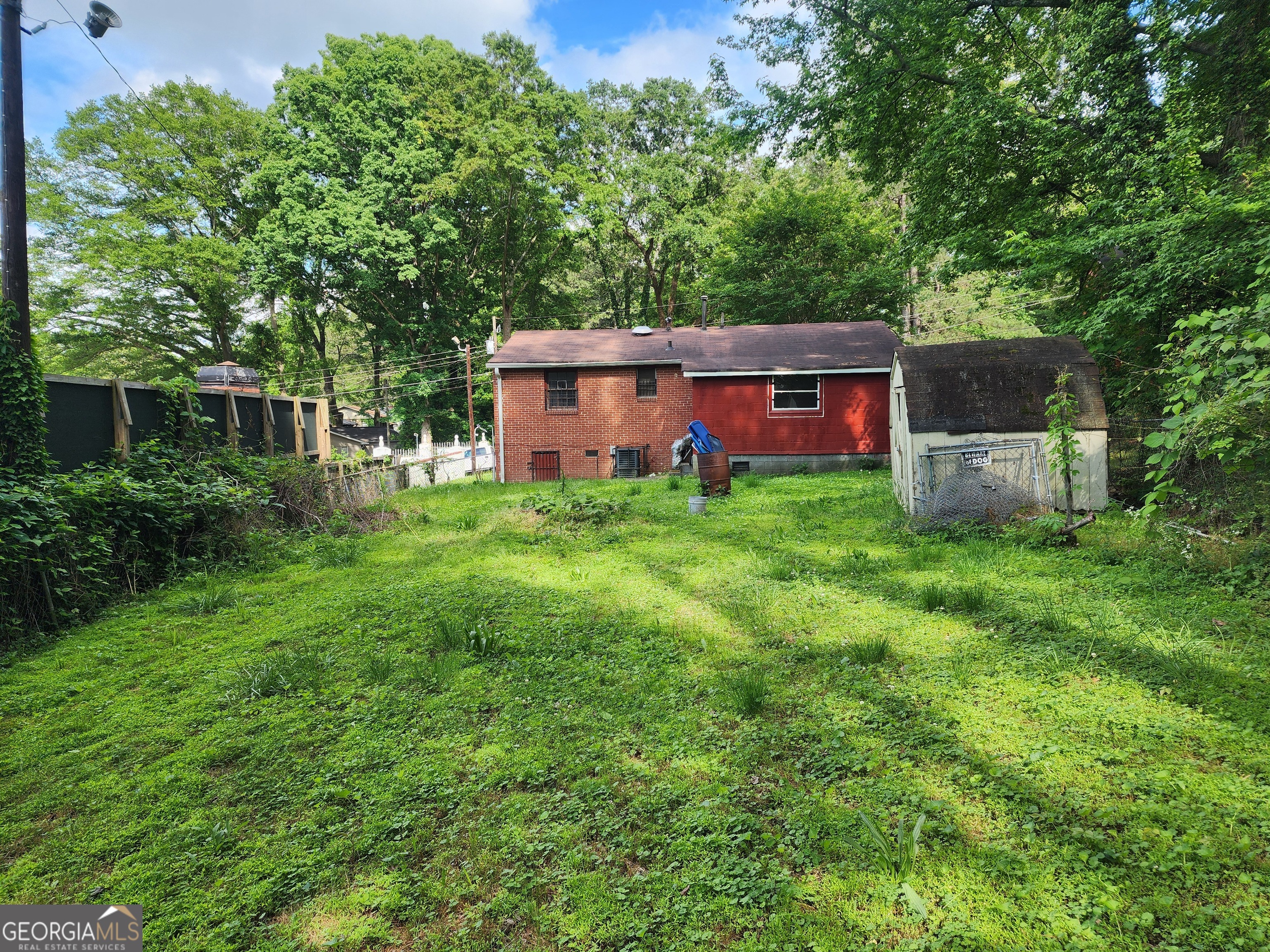 3303 Renault Road Se Property Photo 17