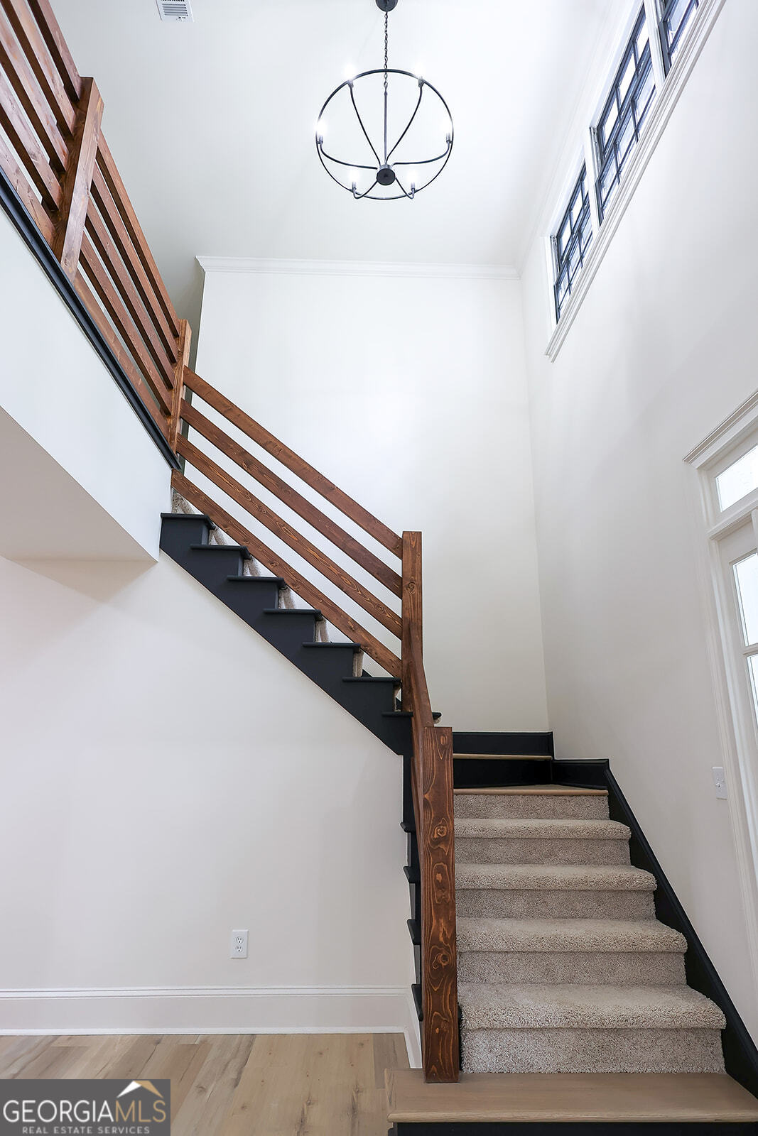2250 Mantilla Court Nw Property Photo 4