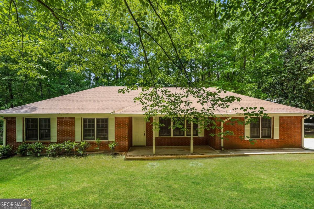 4032 Golfview Drive Property Photo 1