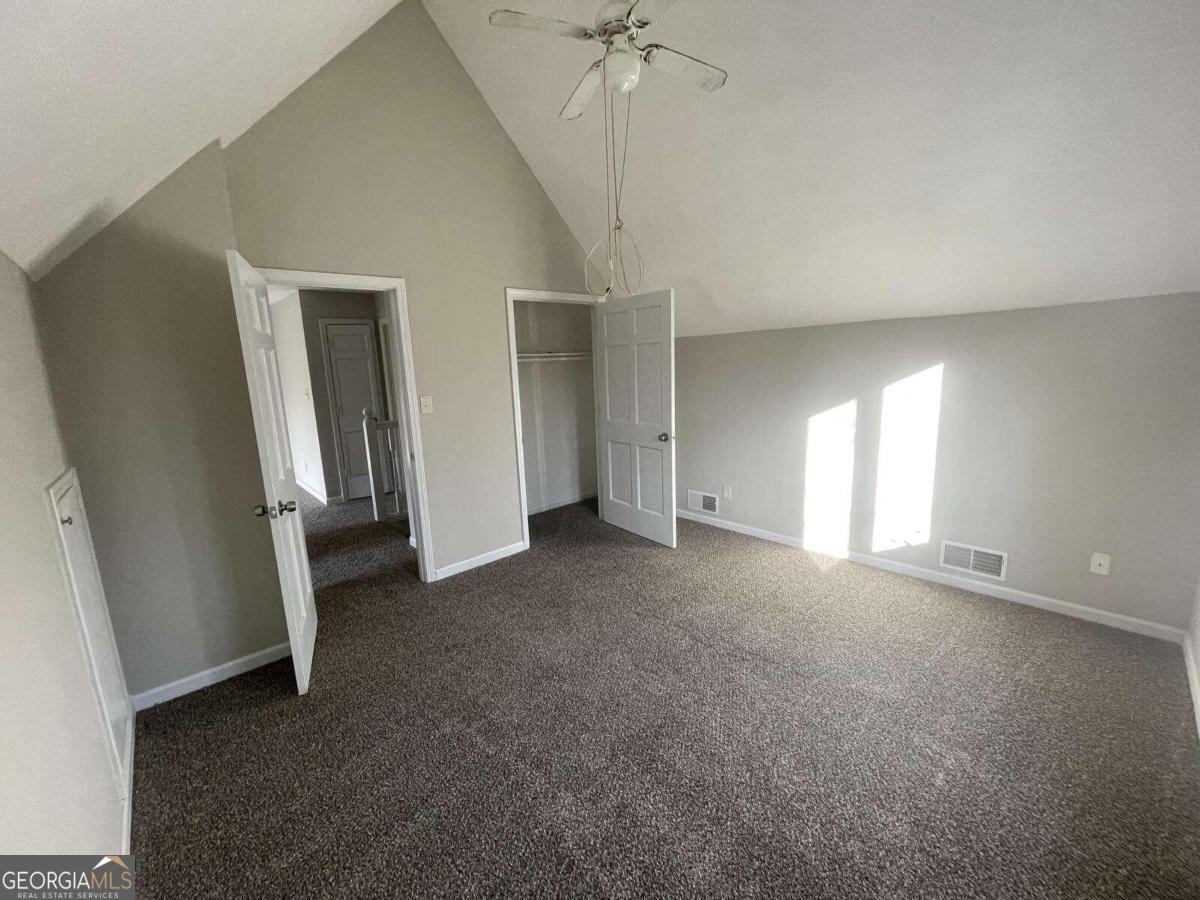 2105 Honeybee Creek Drive Property Photo 8