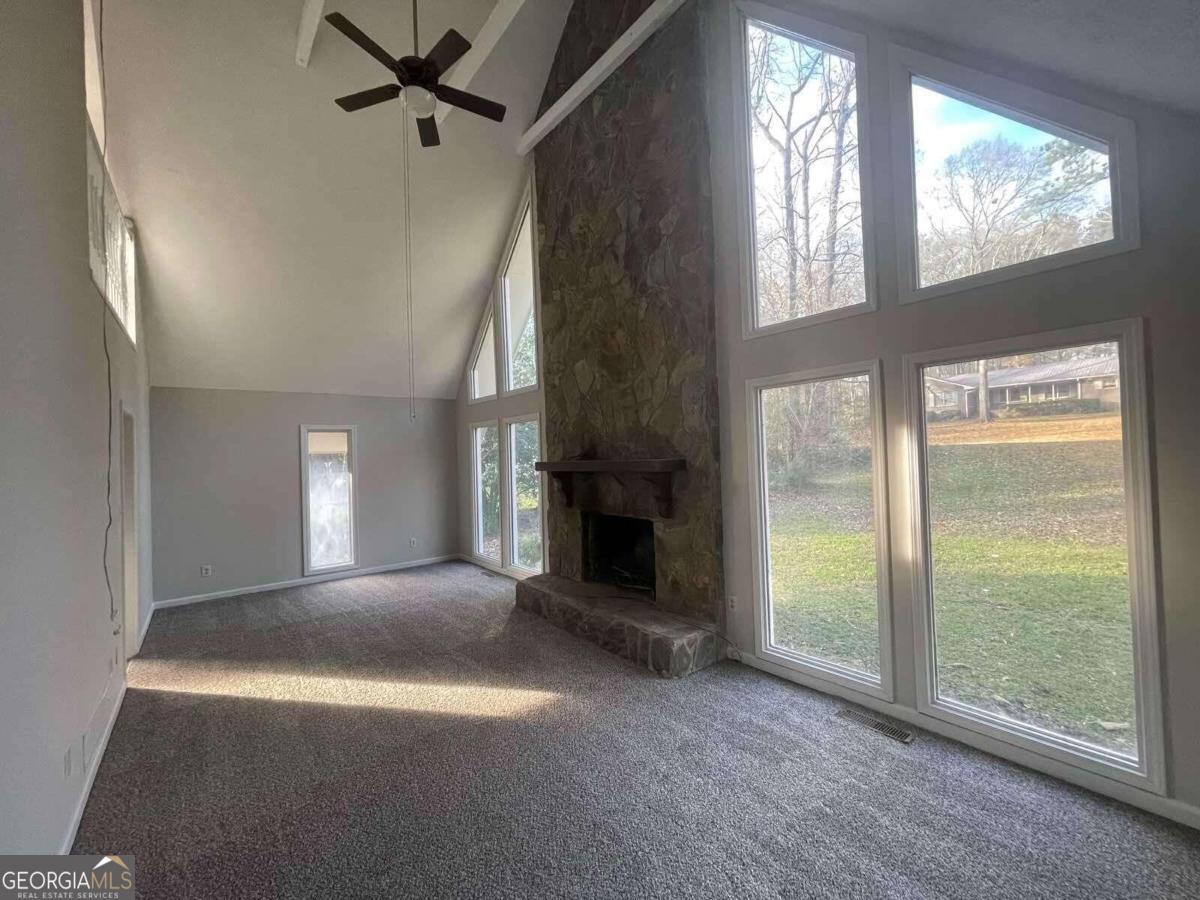 2105 Honeybee Creek Drive Property Photo 16