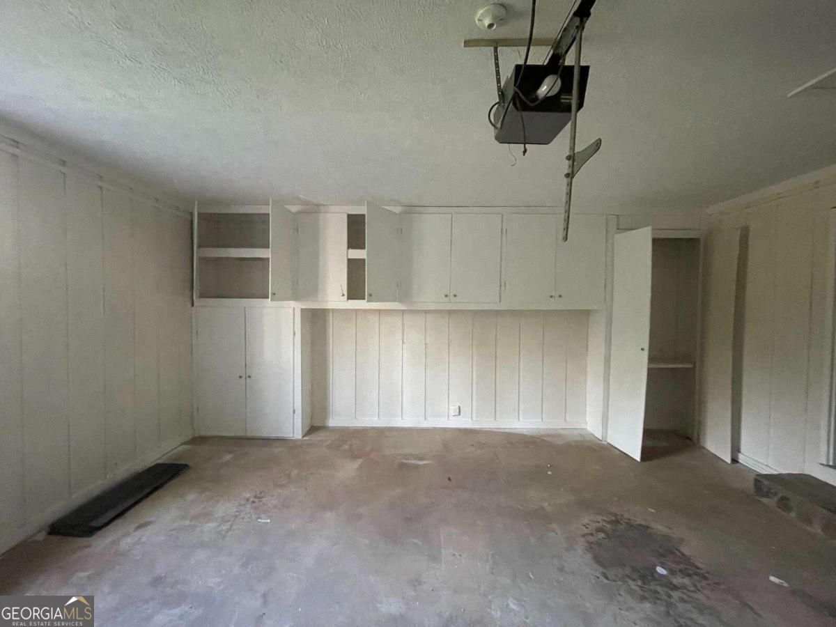 2105 Honeybee Creek Drive Property Photo 17