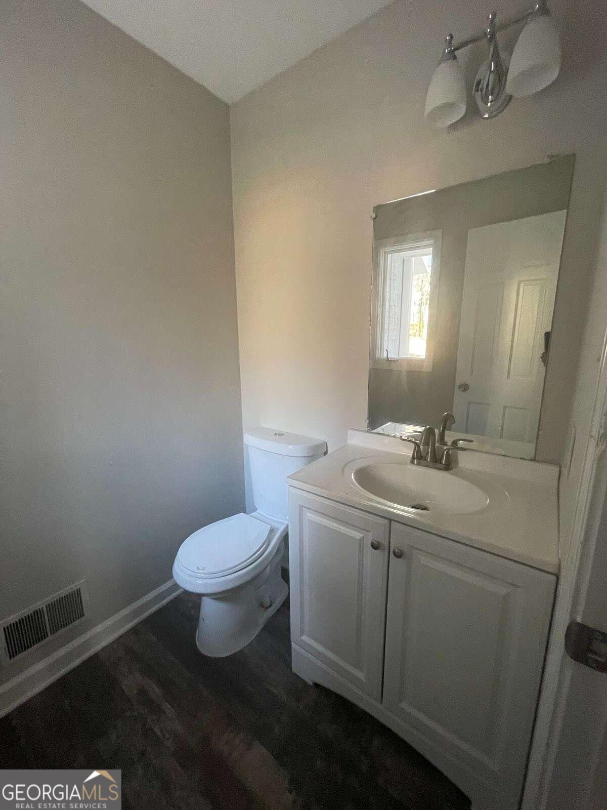 2105 Honeybee Creek Drive Property Photo 18
