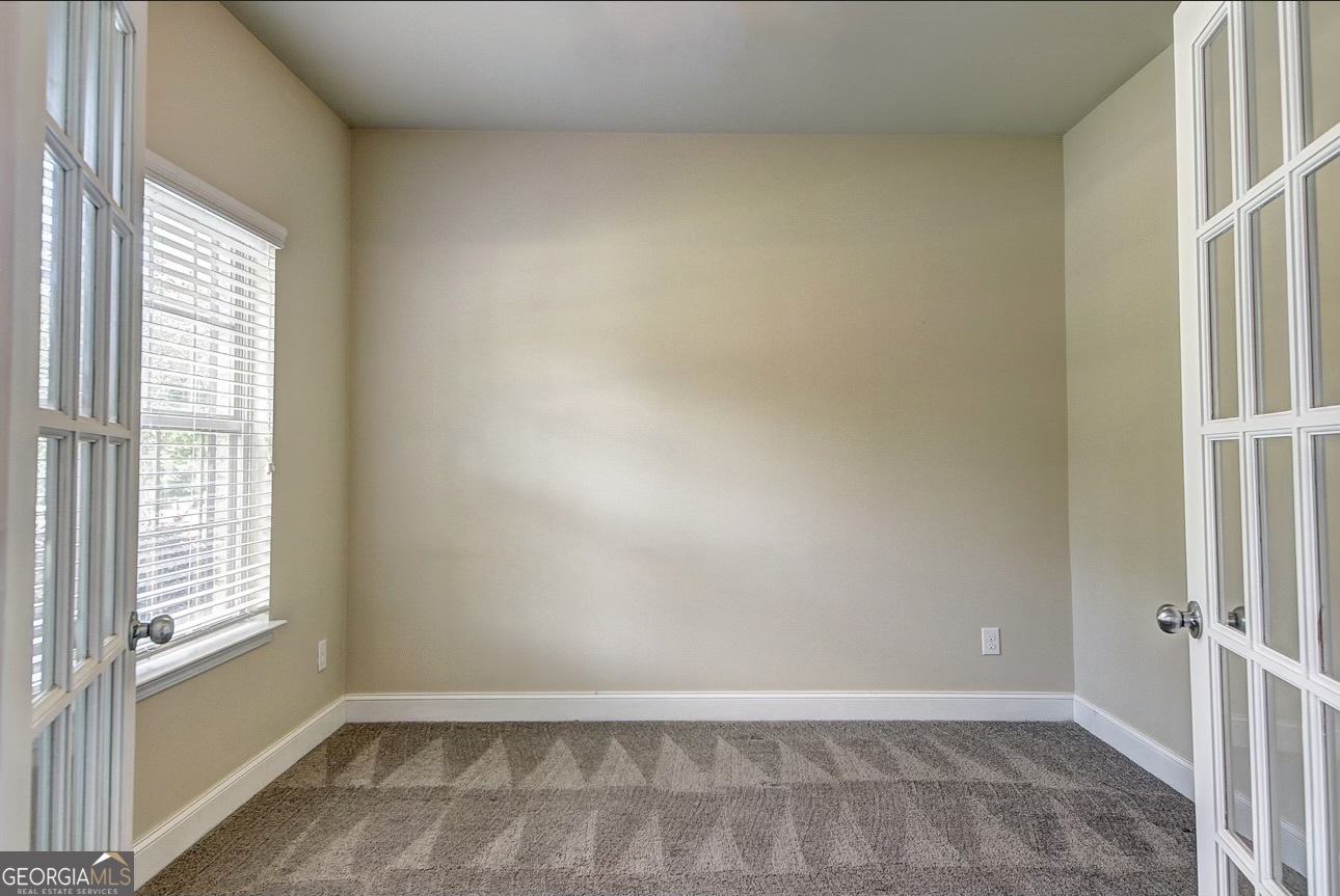 3868 Addison Glen Property Photo 4