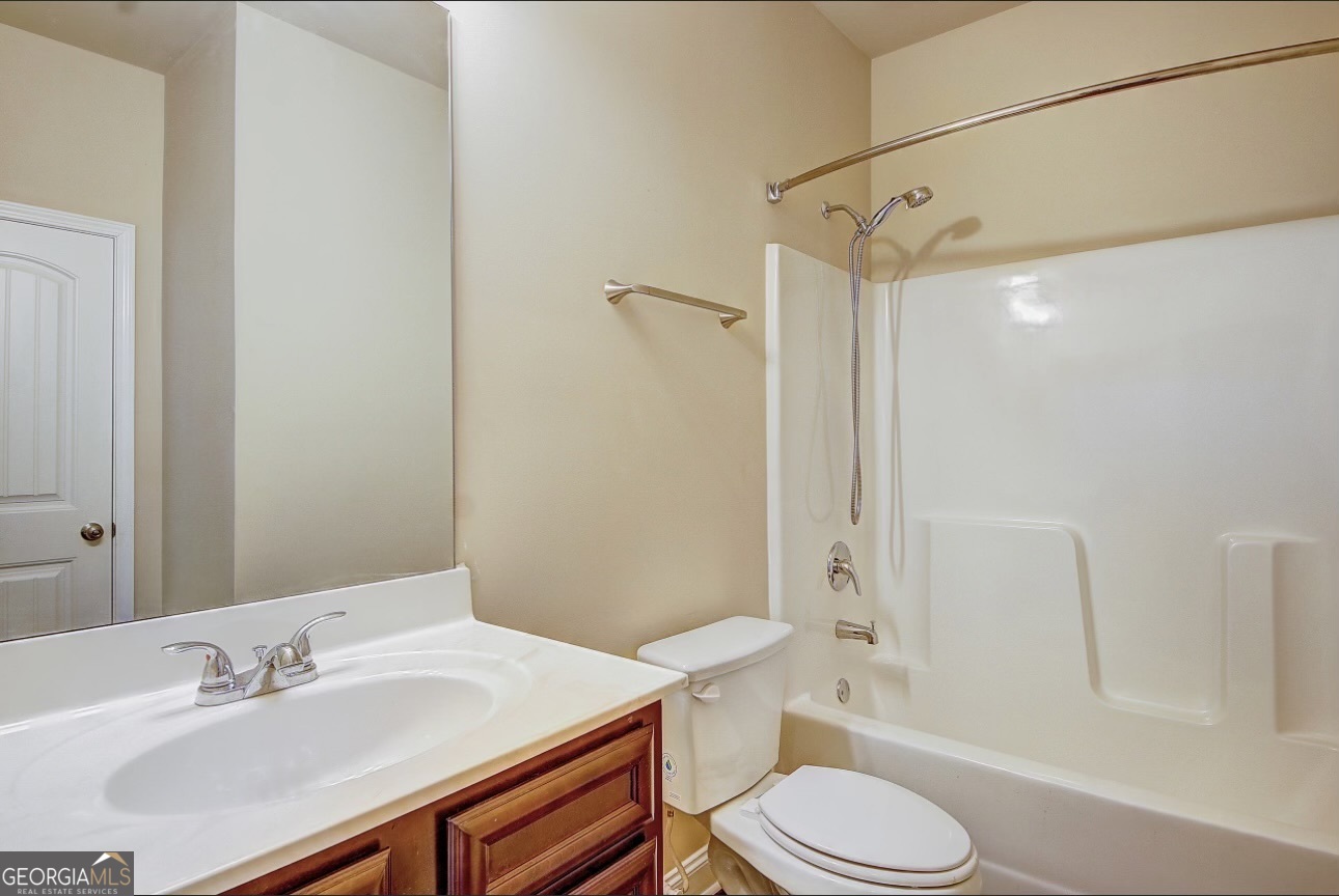3868 Addison Glen Property Photo 14