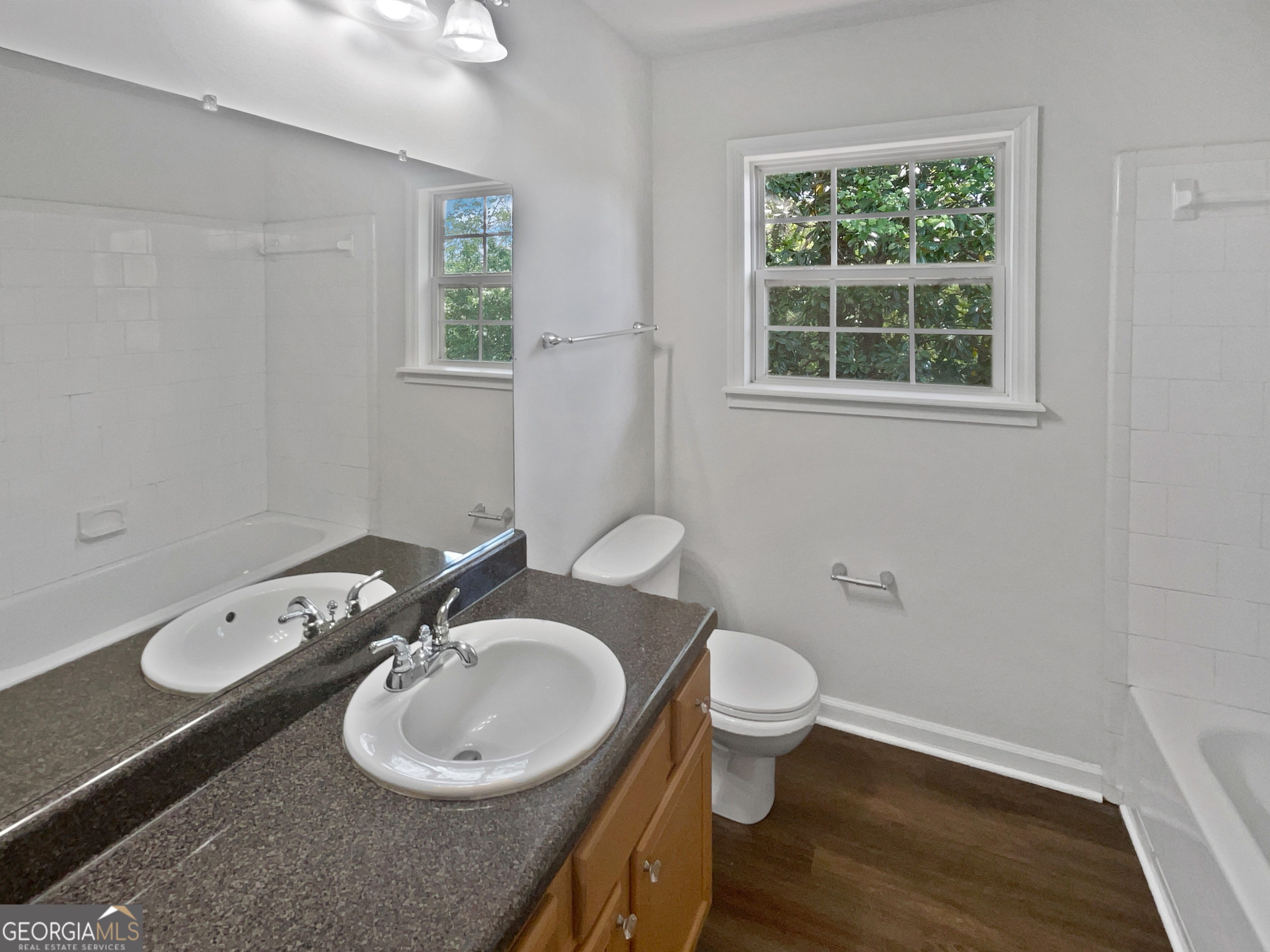 806 Brighton Point Property Photo 7