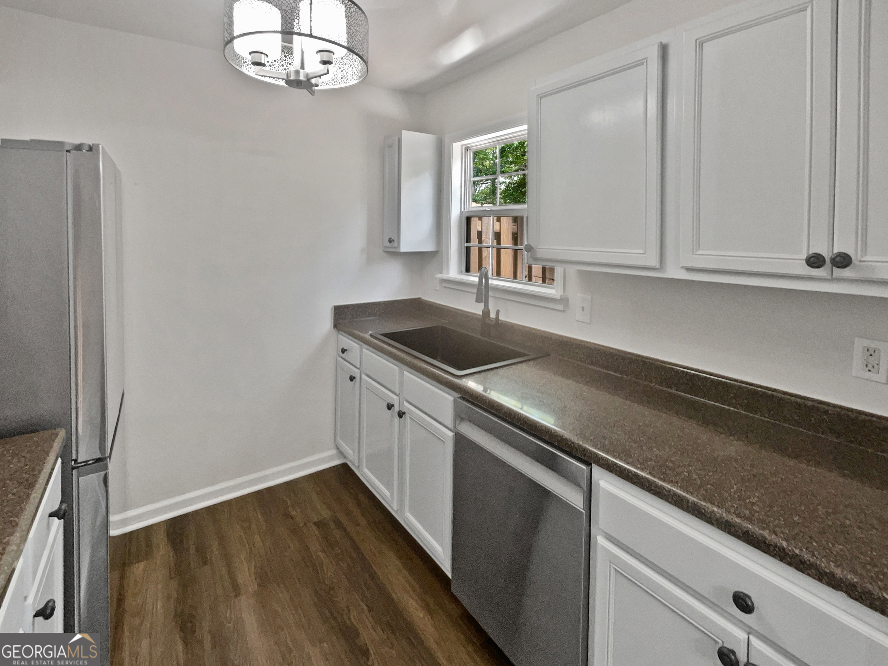 806 Brighton Point Property Photo 12