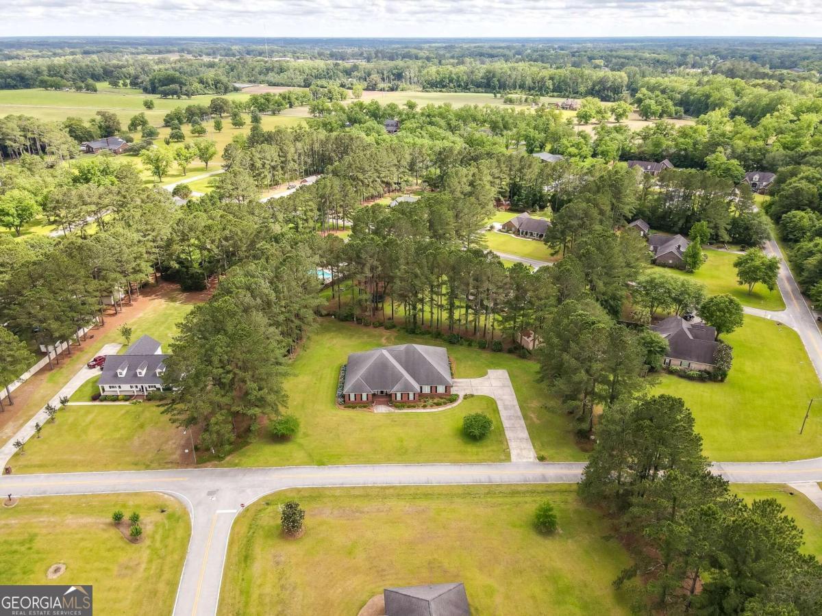 712 Merganser Circle Property Photo 4