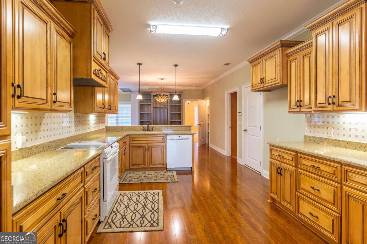 712 Merganser Circle Property Photo 14
