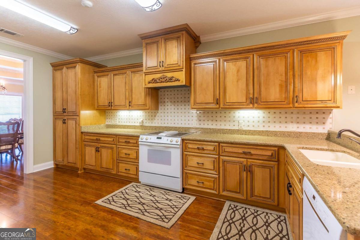 712 Merganser Circle Property Photo 16