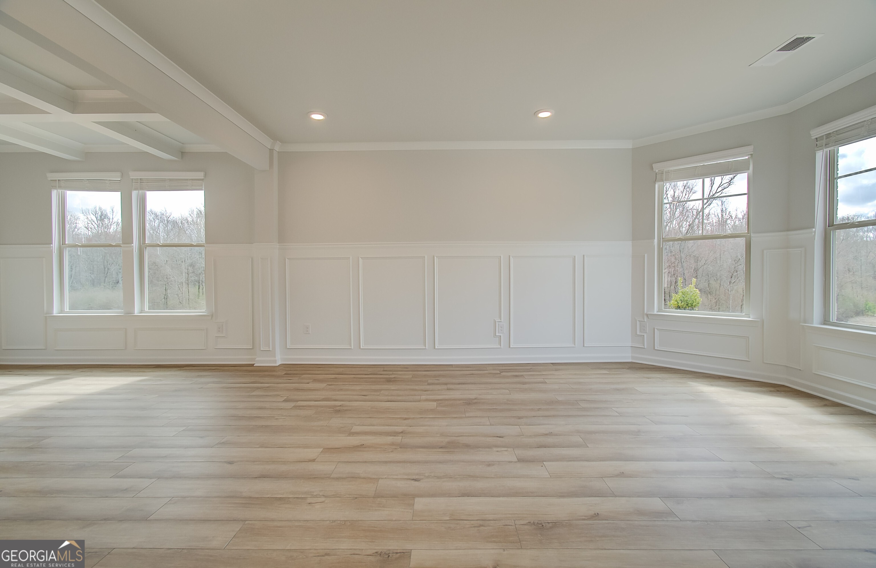 1105 Custom Trace Property Photo 4