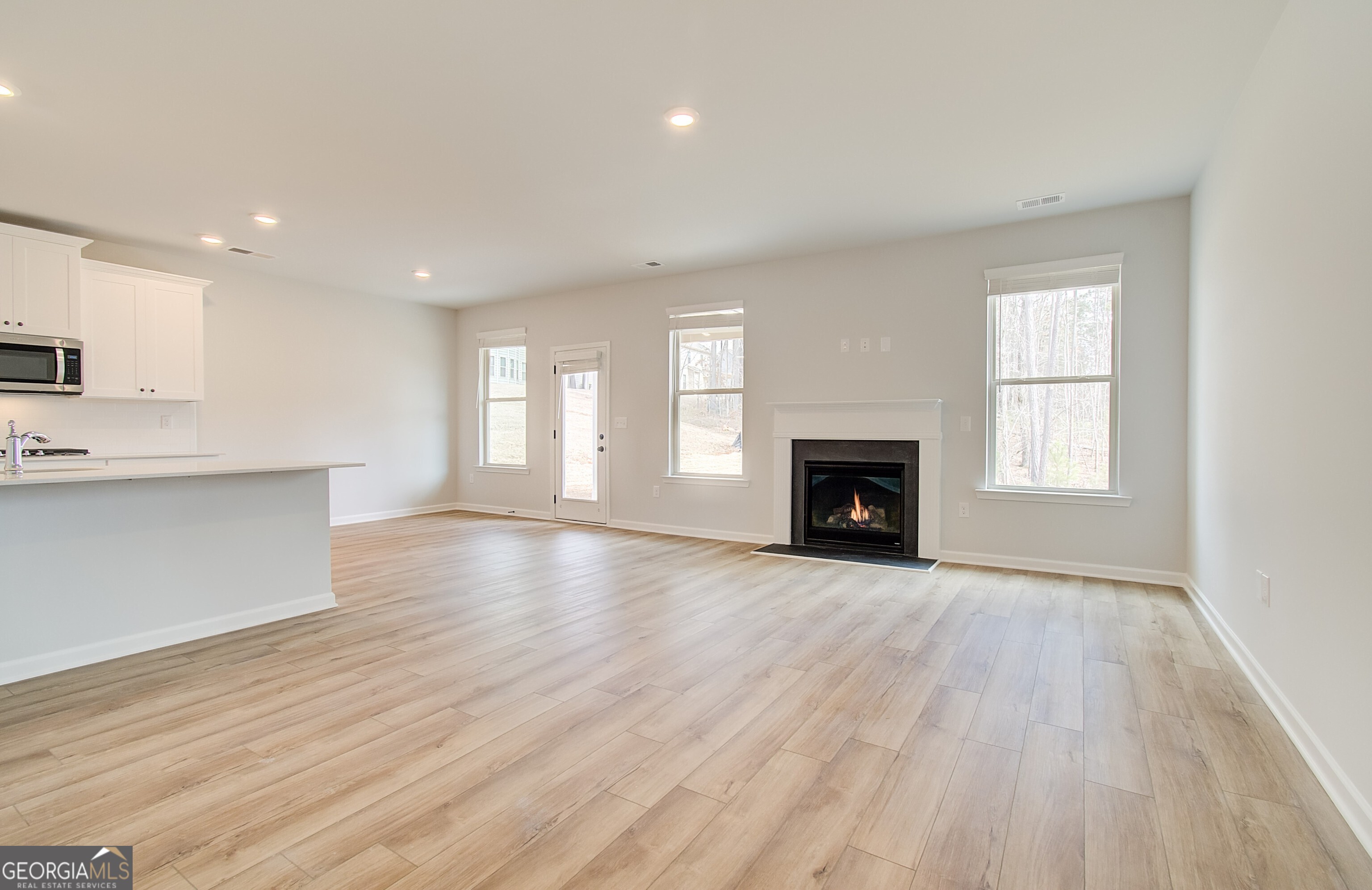 1105 Custom Trace Property Photo 9