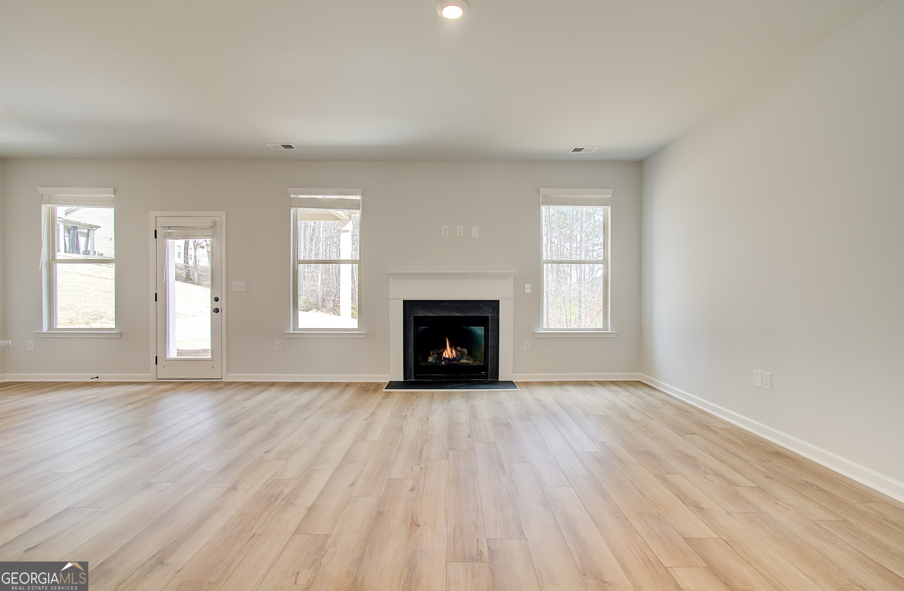 1105 Custom Trace Property Photo 11