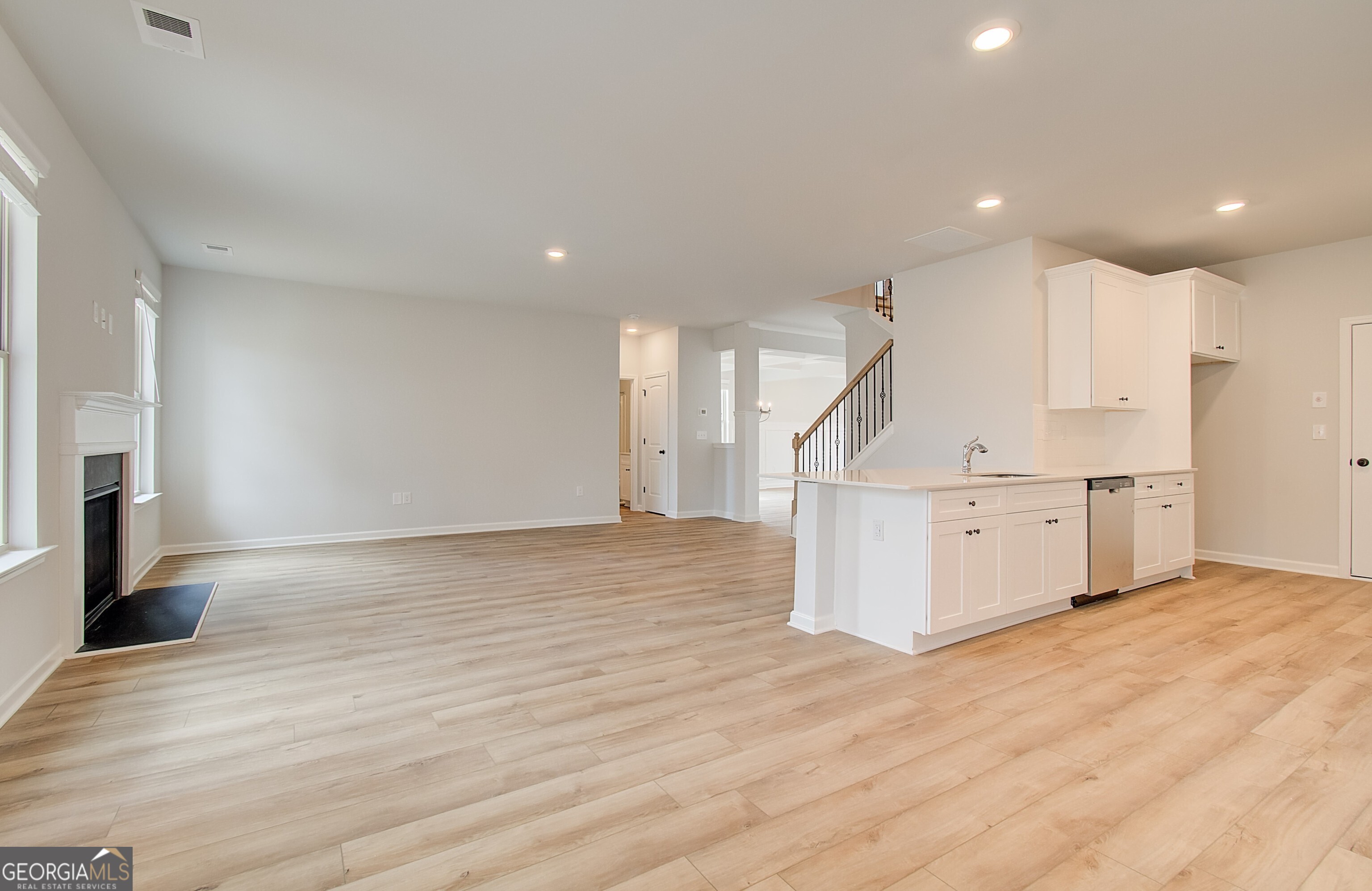 1105 Custom Trace Property Photo 14