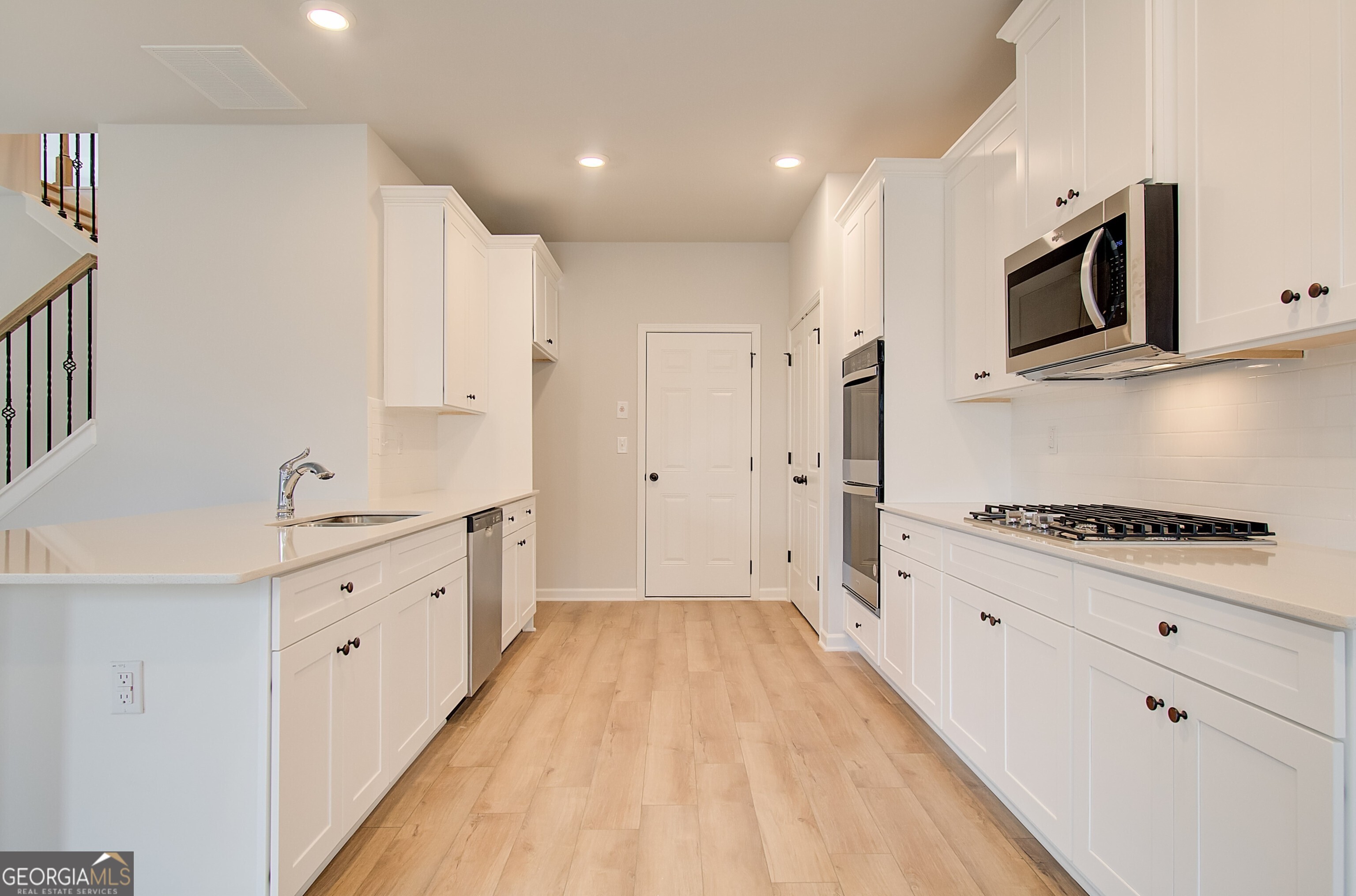 1105 Custom Trace Property Photo 15