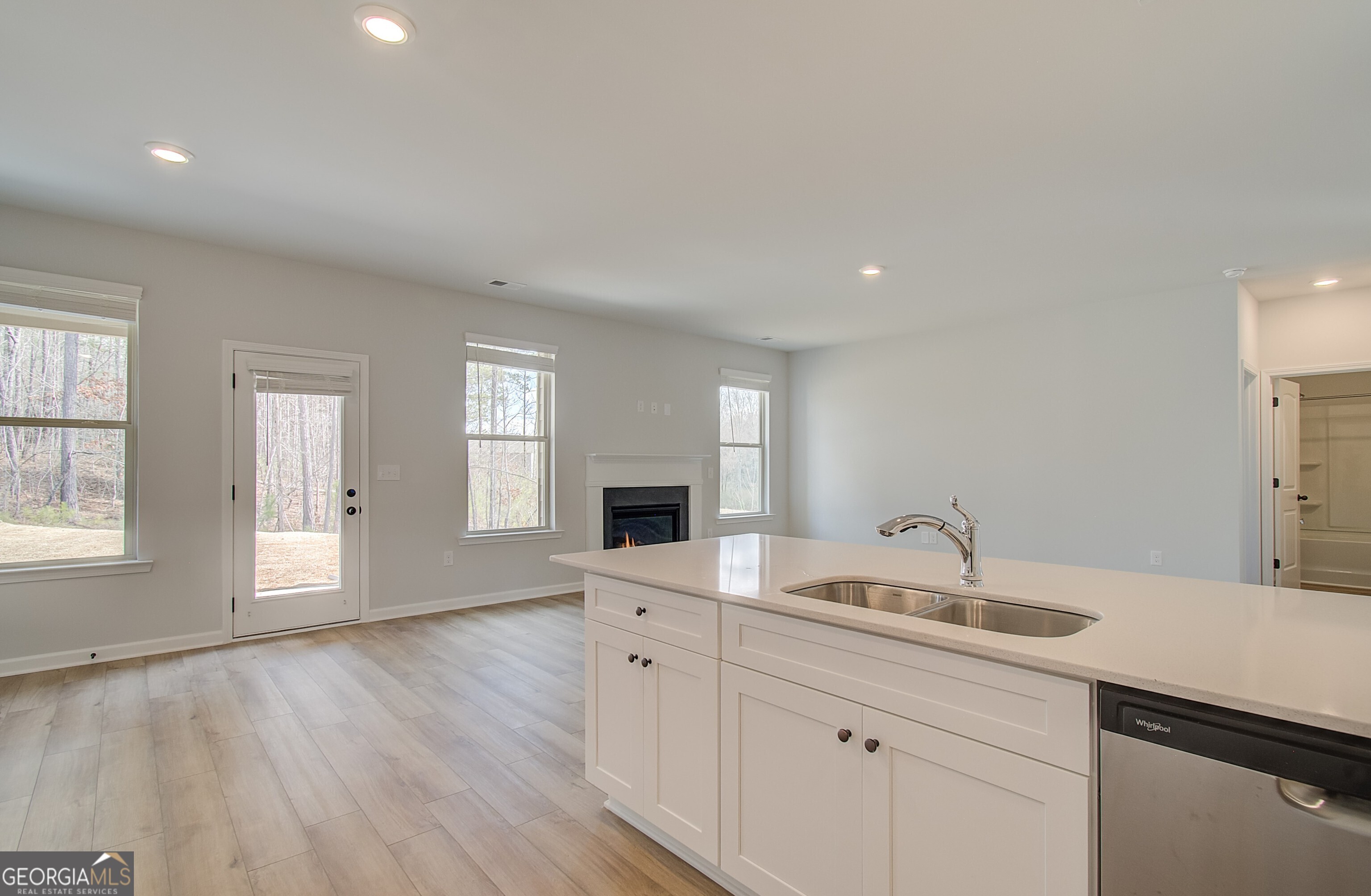 1105 Custom Trace Property Photo 17