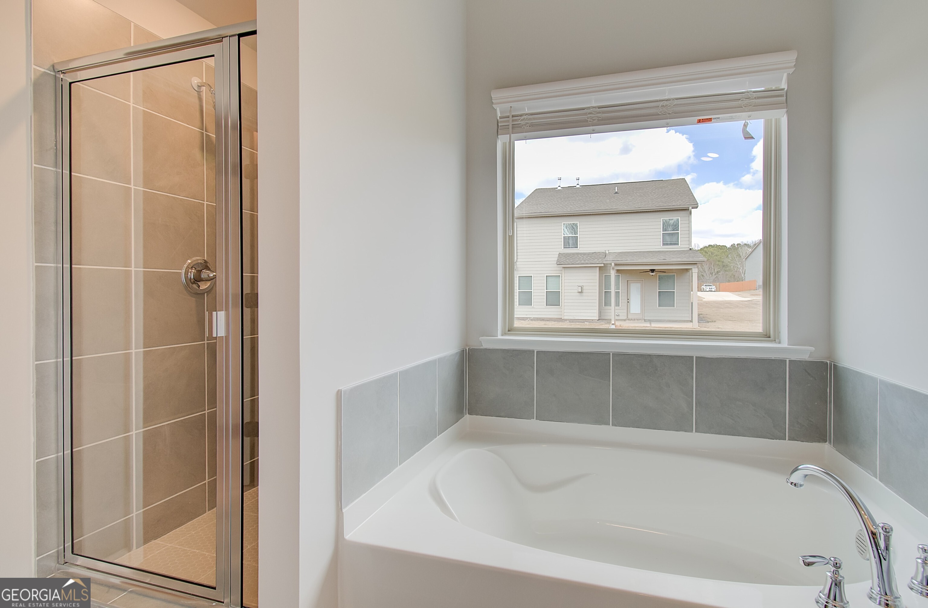 1105 Custom Trace Property Photo 28