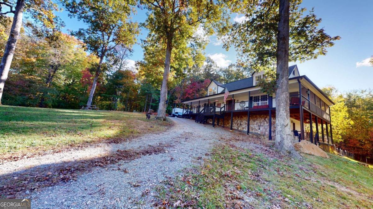 5975 Brasstown Creek Estate Property Photo 2