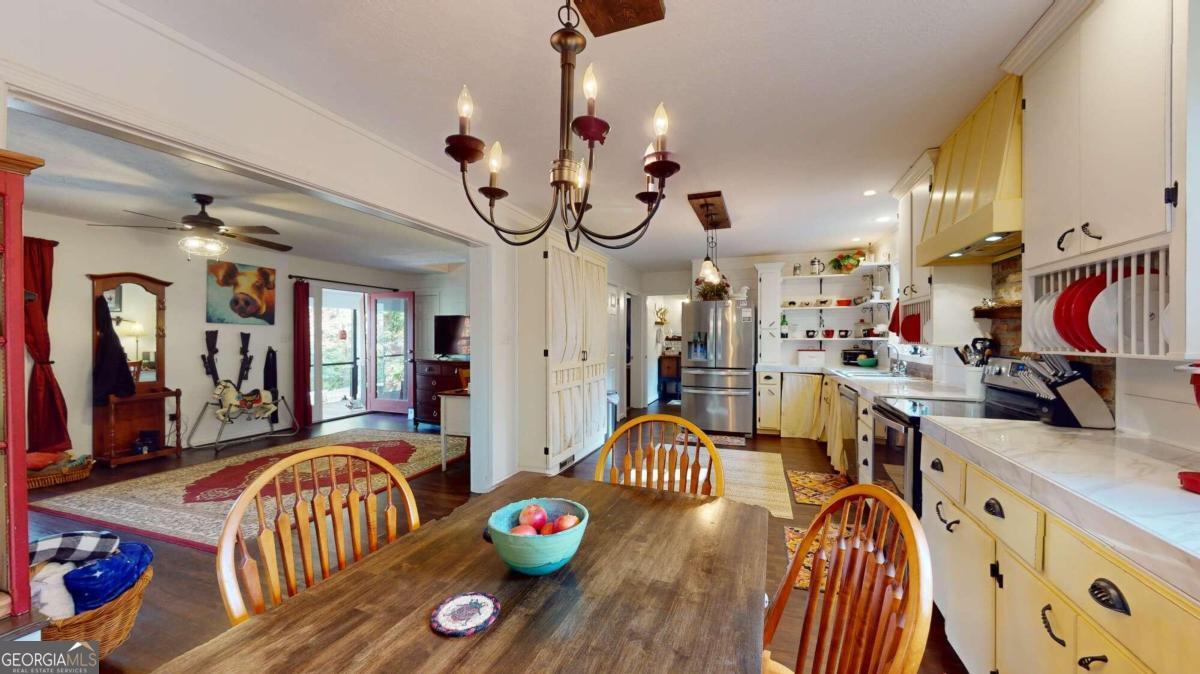 5975 Brasstown Creek Estate Property Photo 12