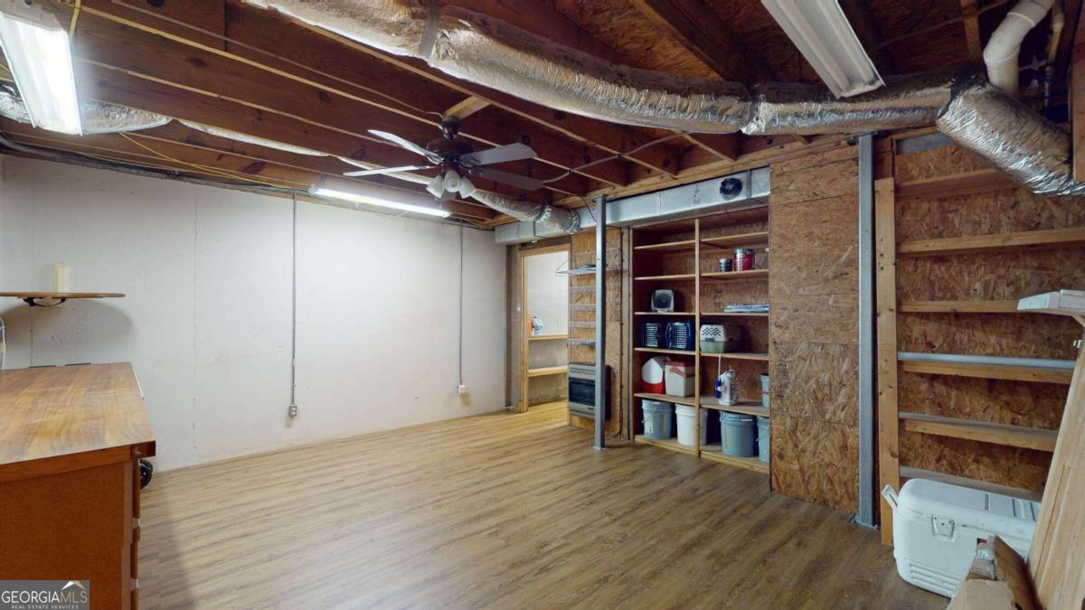5975 Brasstown Creek Estate Property Photo 27