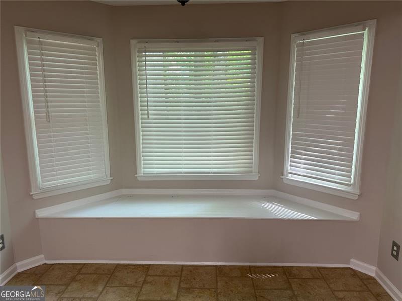 240 White Pines Drive Property Photo 10