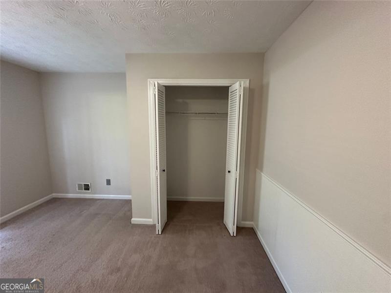240 White Pines Drive Property Photo 20