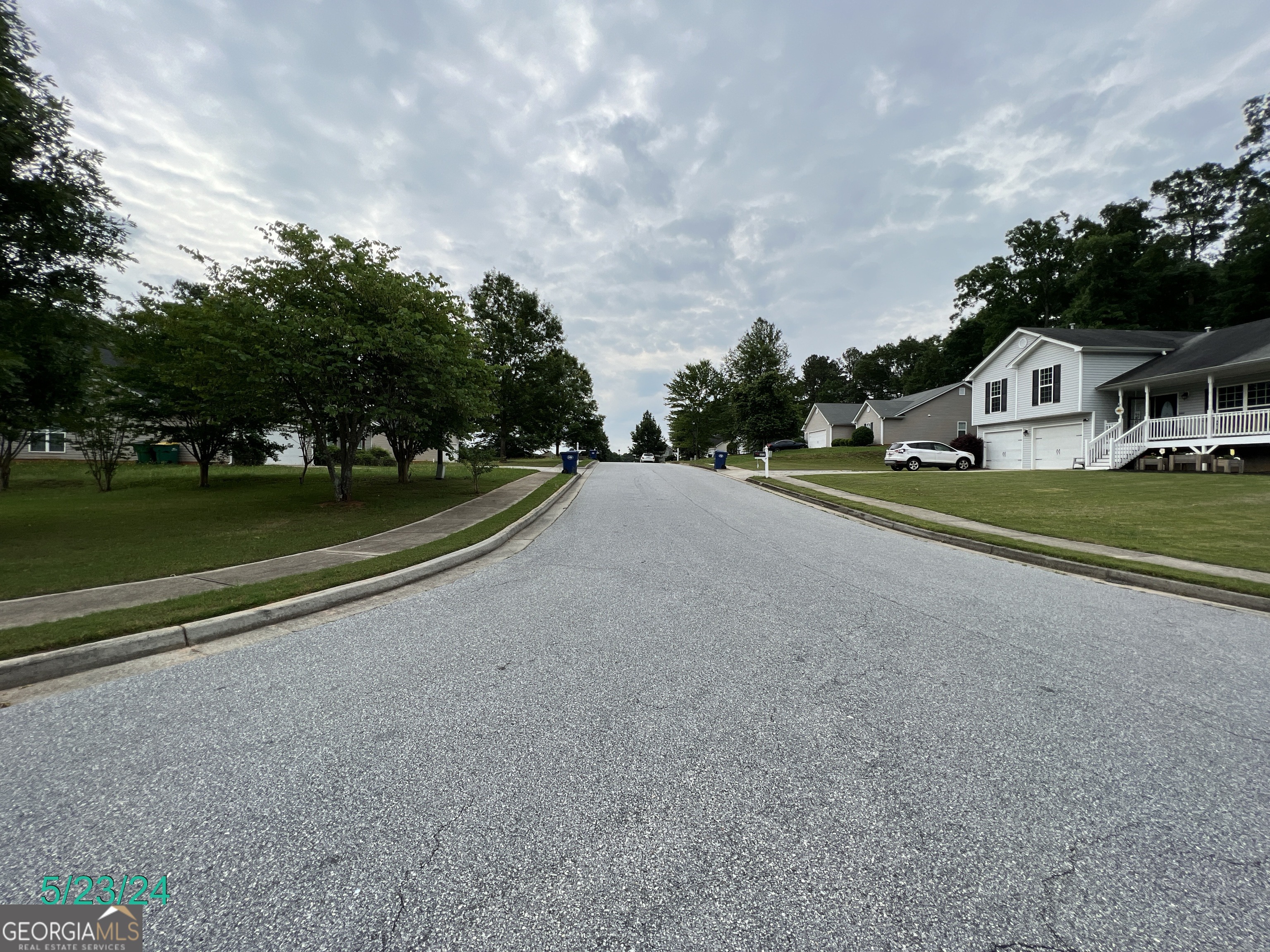 376 Embassy Drive Property Photo 13