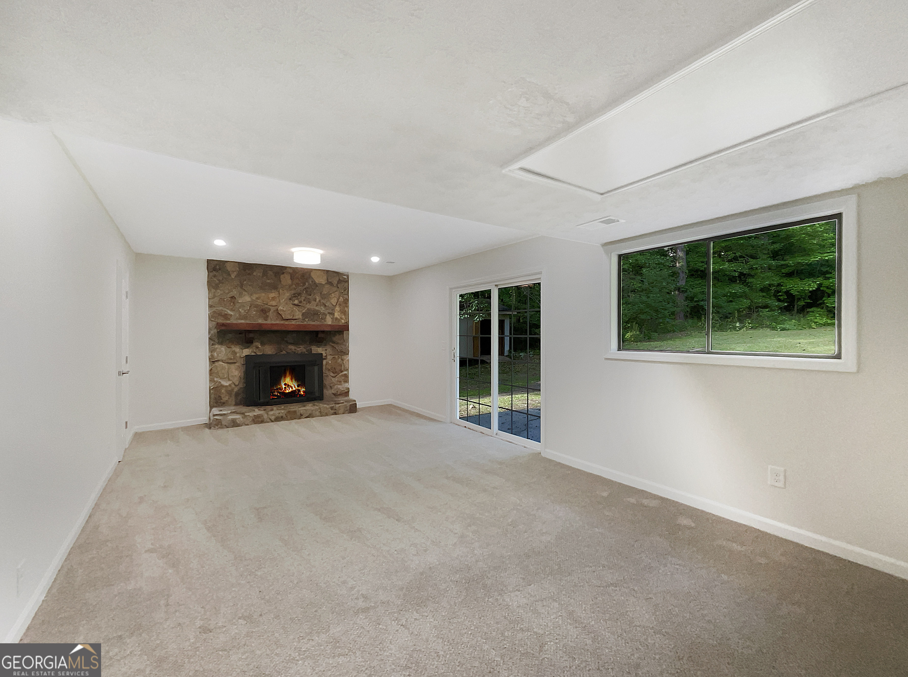 2140 Fern Valley Drive Sw Property Photo 3