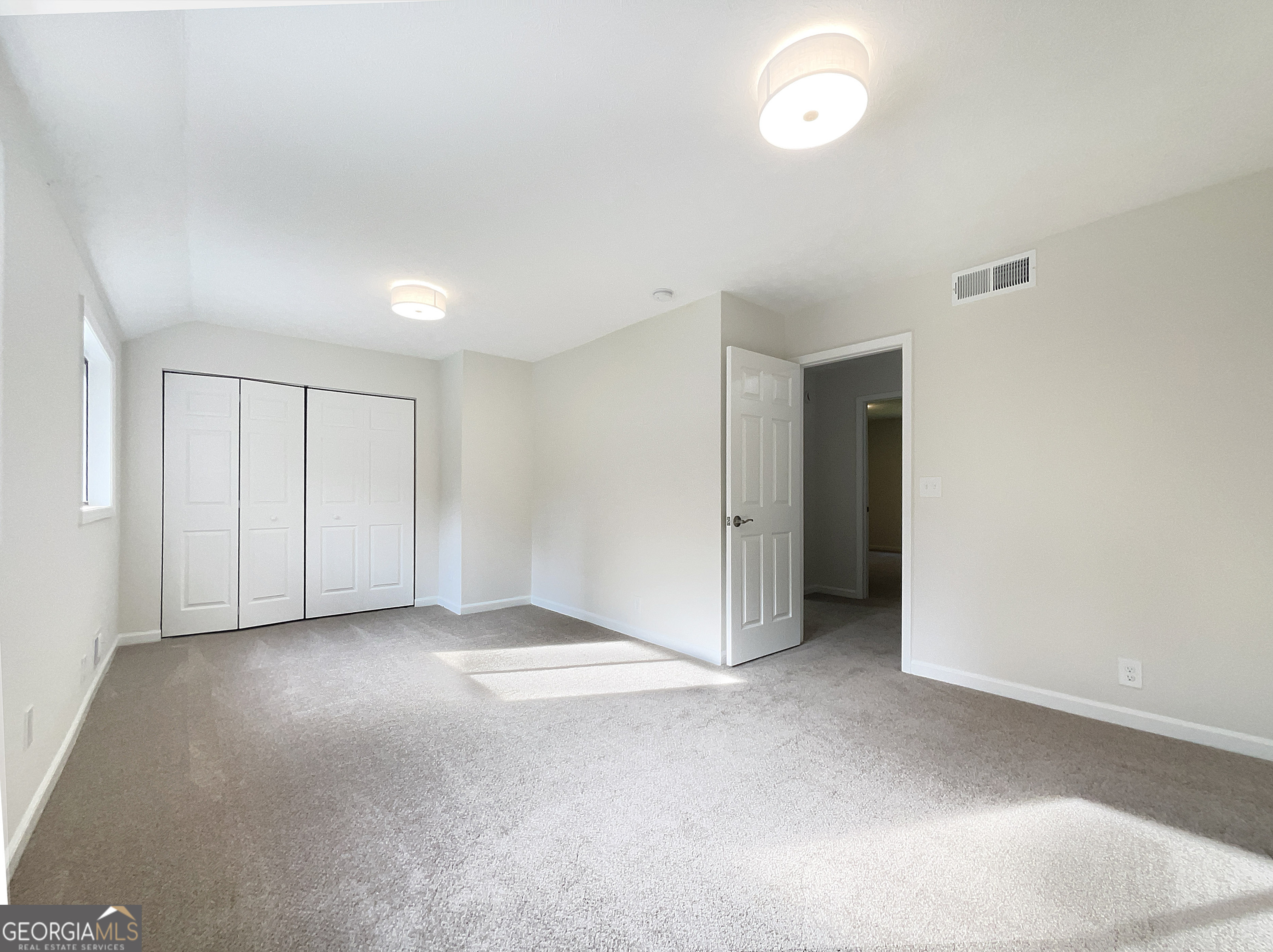 2140 Fern Valley Drive Sw Property Photo 5