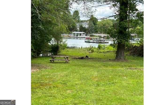 #2a & 2b Tranquil Pointe Property Photo 3